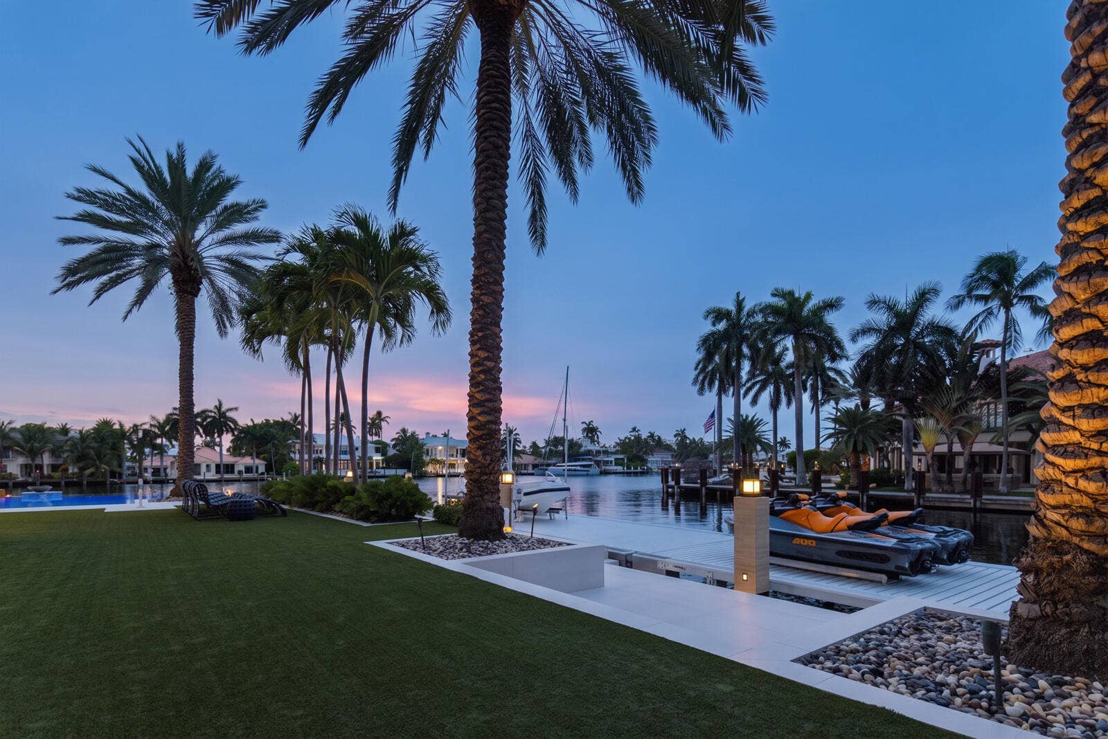 200 Fiesta Way, Fort Lauderdale, FL 33301 44. 7T6A0692-MLS