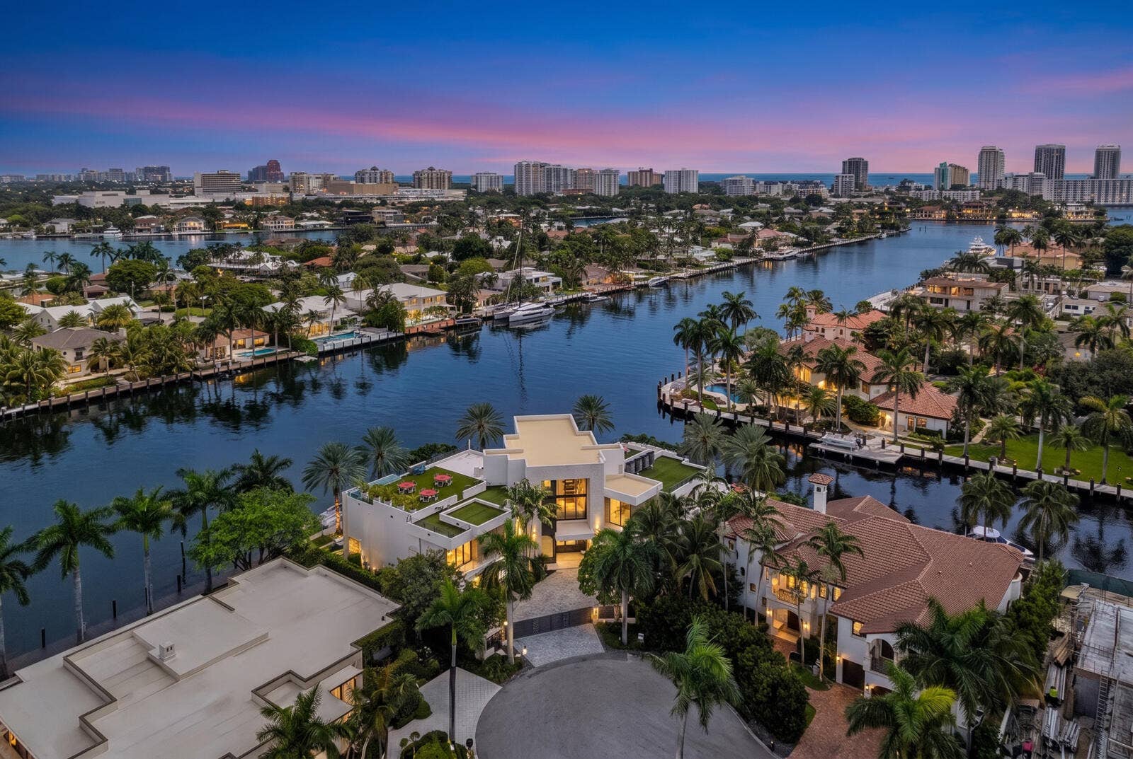 200 Fiesta Way, Fort Lauderdale, FL 33301 51. DJI_20260812112343_0645_D-MLS