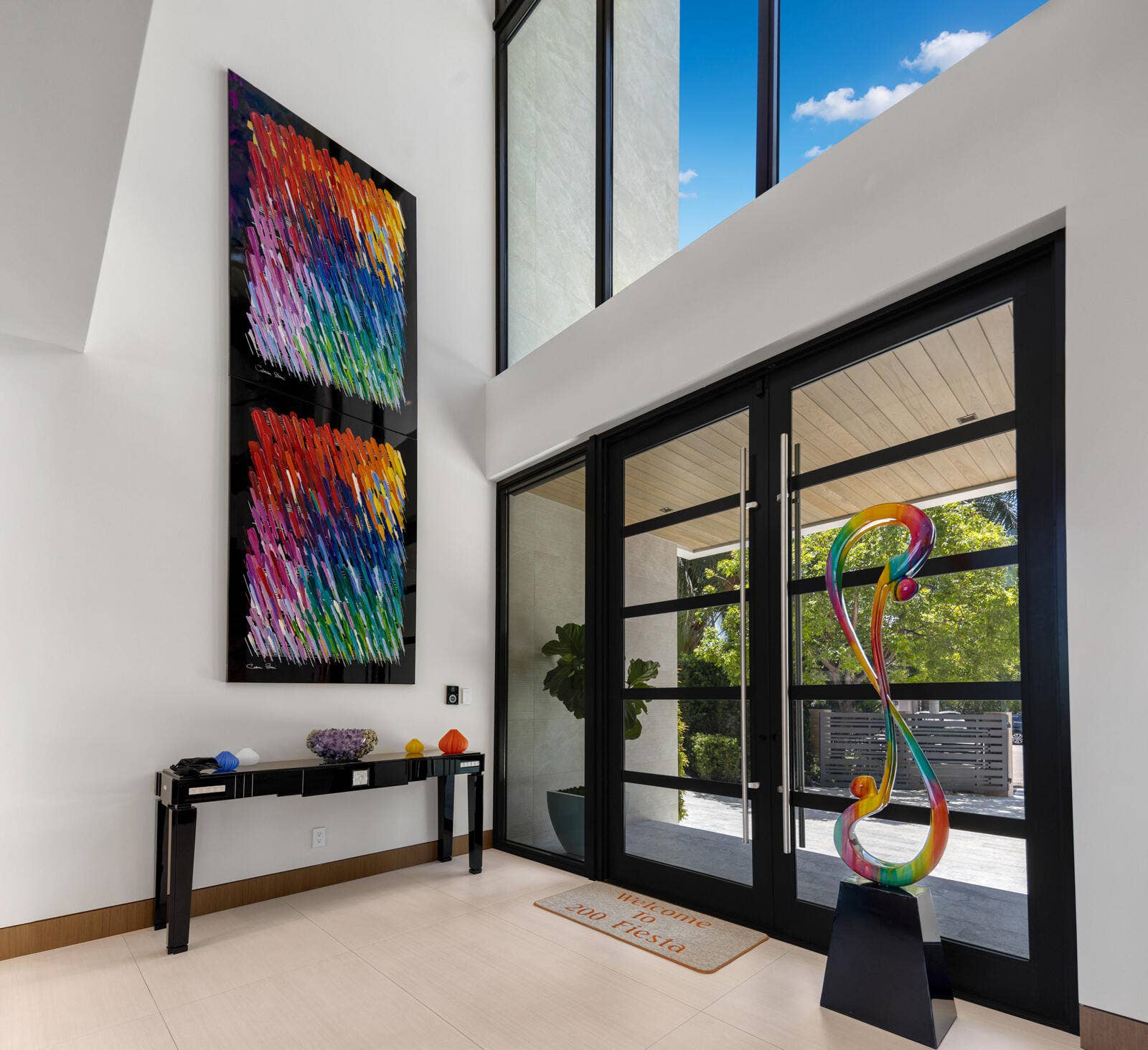 200 Fiesta Way, Fort Lauderdale, FL 33301 4. 7T6A0274-MLS