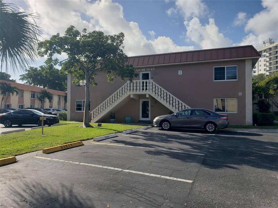 Property photo for 124 NE 19TH Court, #111B, Wilton Manors, FL