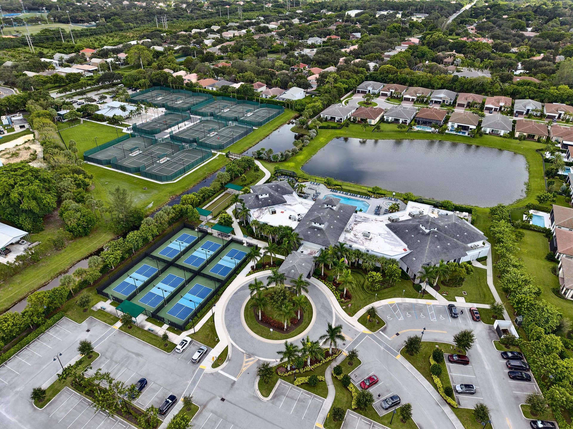 8047 JUNIPER Drive, Parkland, FL 33067 horton-amenities
