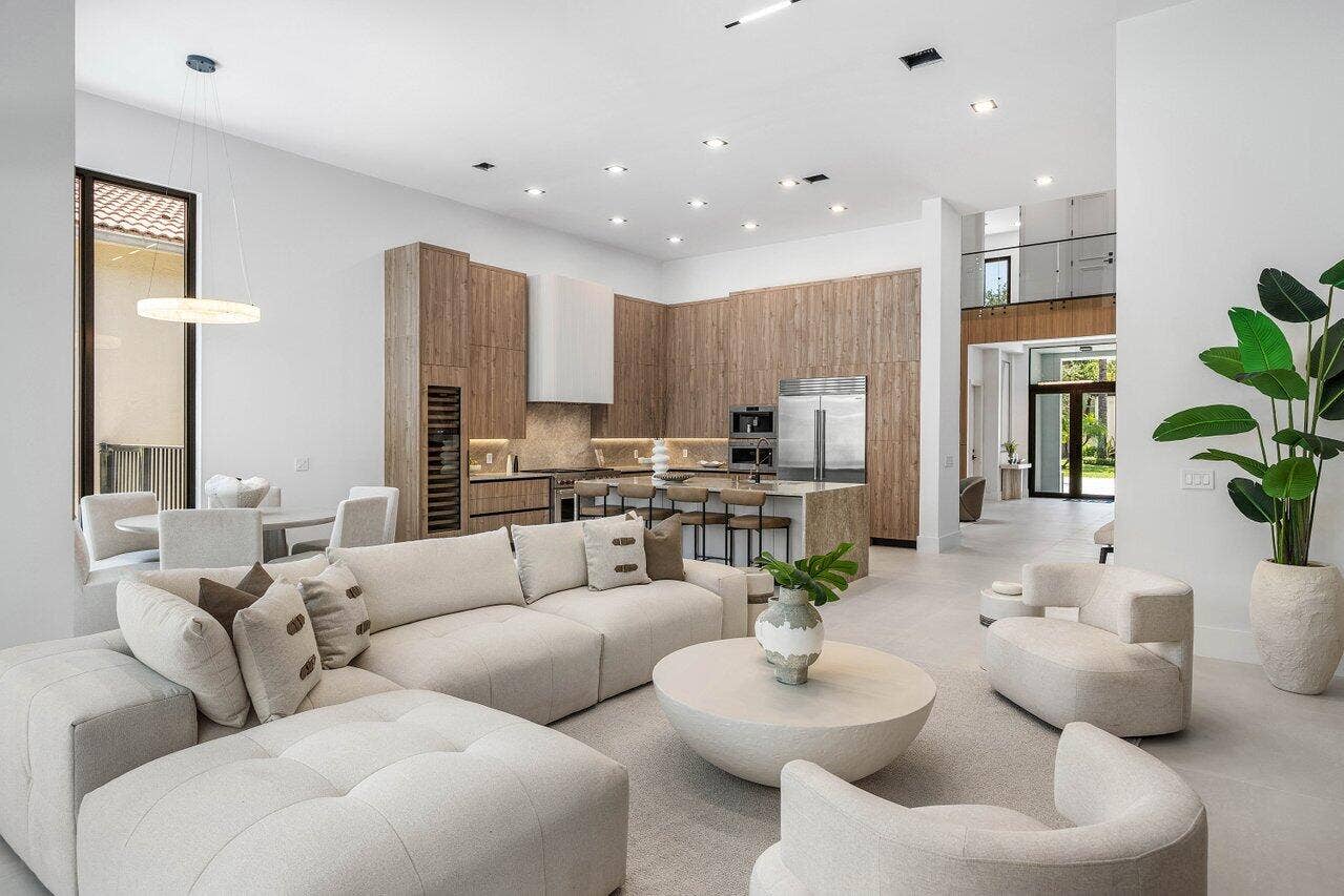 026-17931LakeAzureWay-BocaRaton-FL-33496