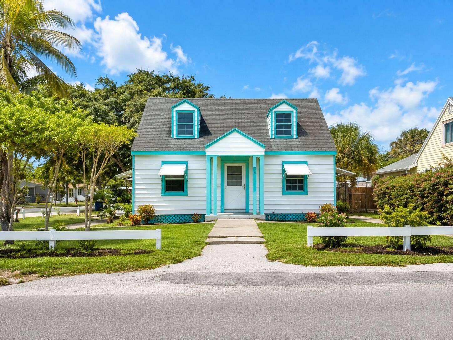 84 W 37TH Street, Riviera Beach, FL 33404 IMG_1317
