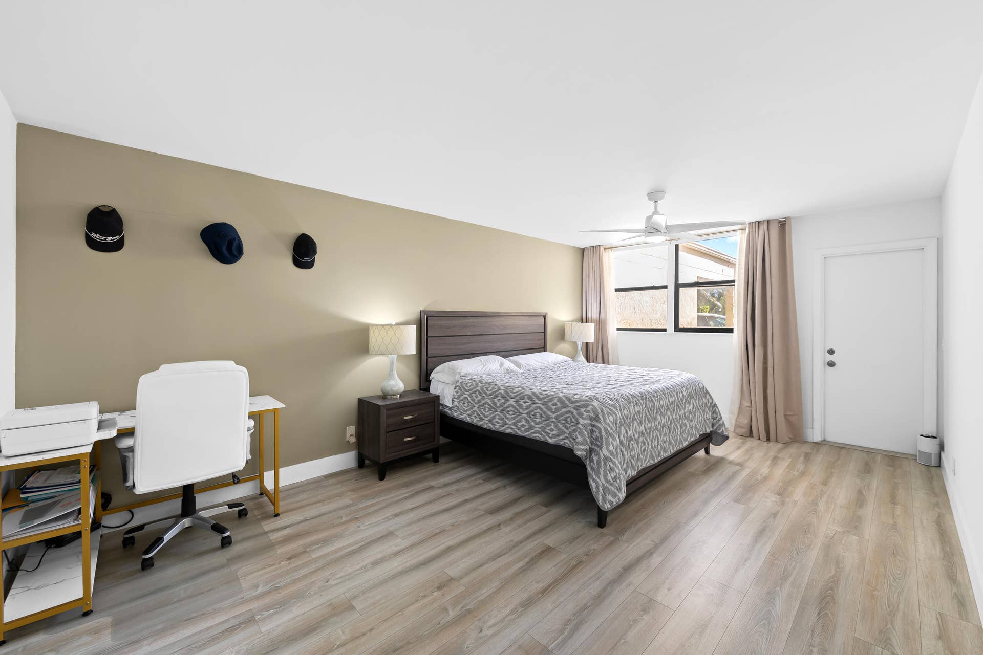 491 RACQUET CLUB Road, #106, Weston, FL 33326 DSC_8590