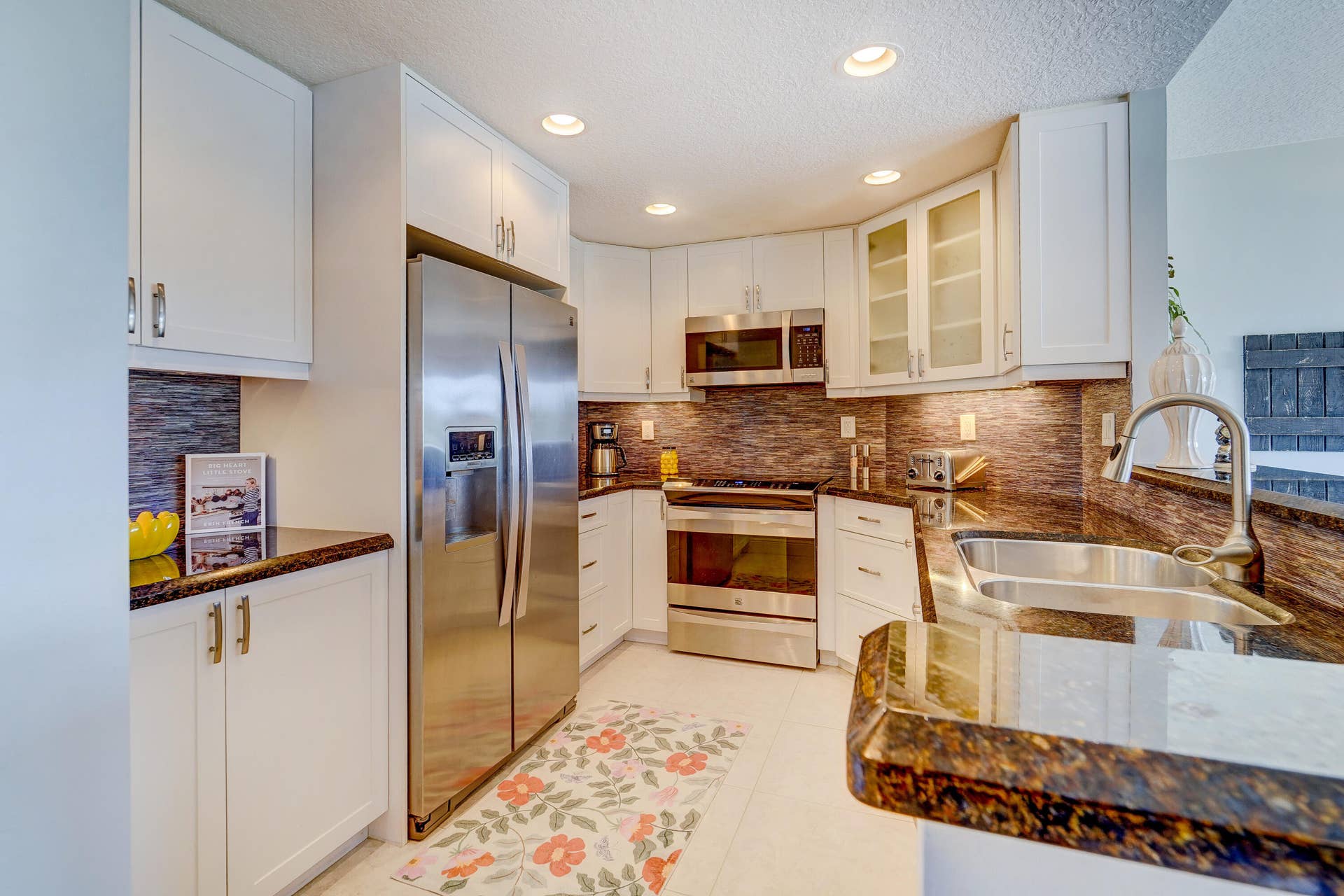 2500 E LAS OLAS Boulevard, #403, Fort Lauderdale, Fort Lauderdale, FL 33301 2500 E Las Olas Blvd Apt 403-print-003-0