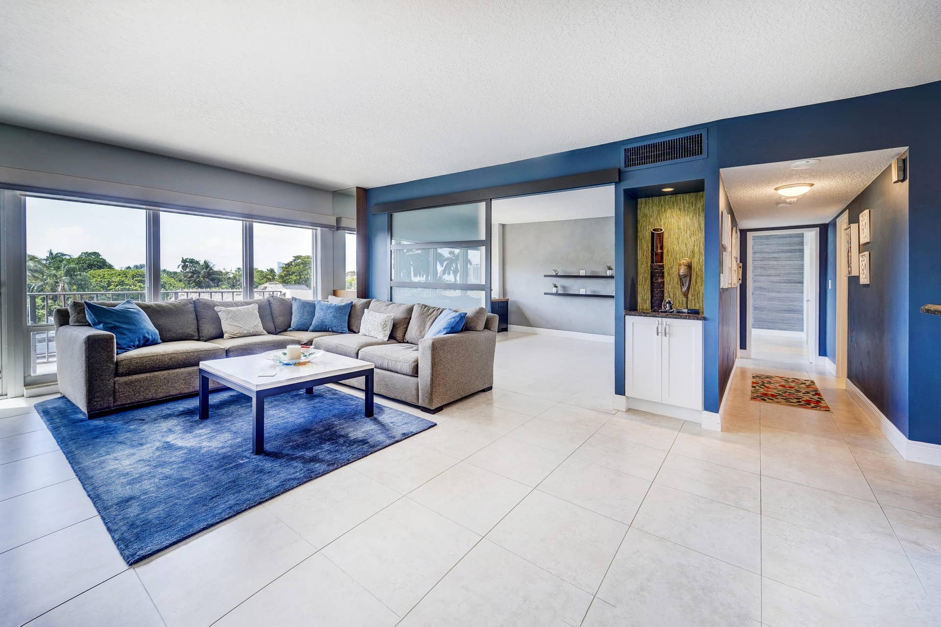 2500 E LAS OLAS Boulevard, #403, Fort Lauderdale, Fort Lauderdale, FL 33301 2500 E Las Olas Blvd Apt 403-print-005-0