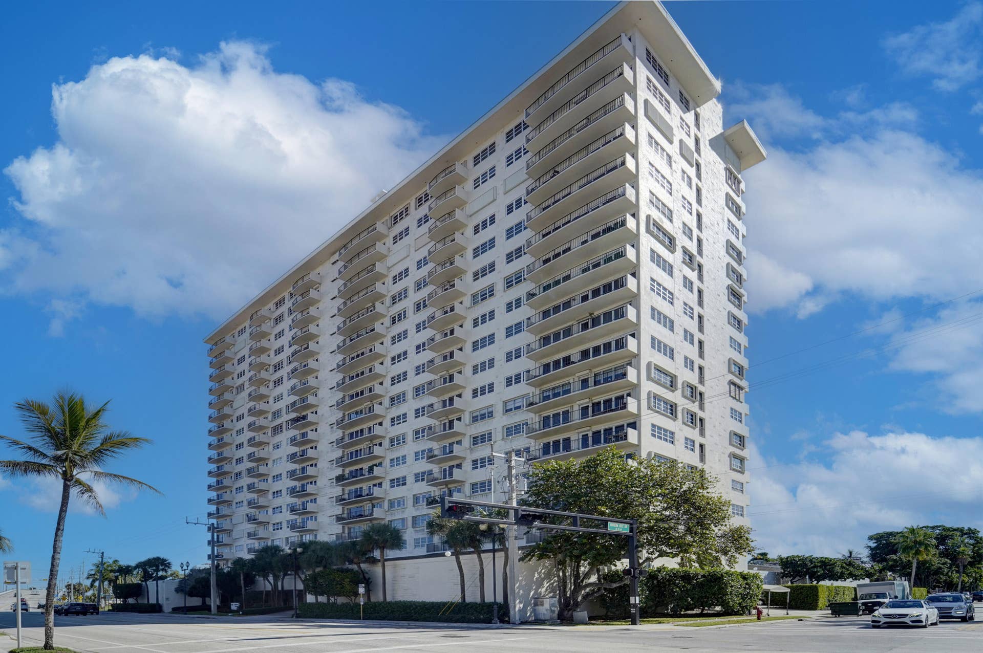 2500 E LAS OLAS Boulevard, #403, Fort Lauderdale, Fort Lauderdale, FL 33301 2500 E Las Olas Blvd Apt 403-print-001-0