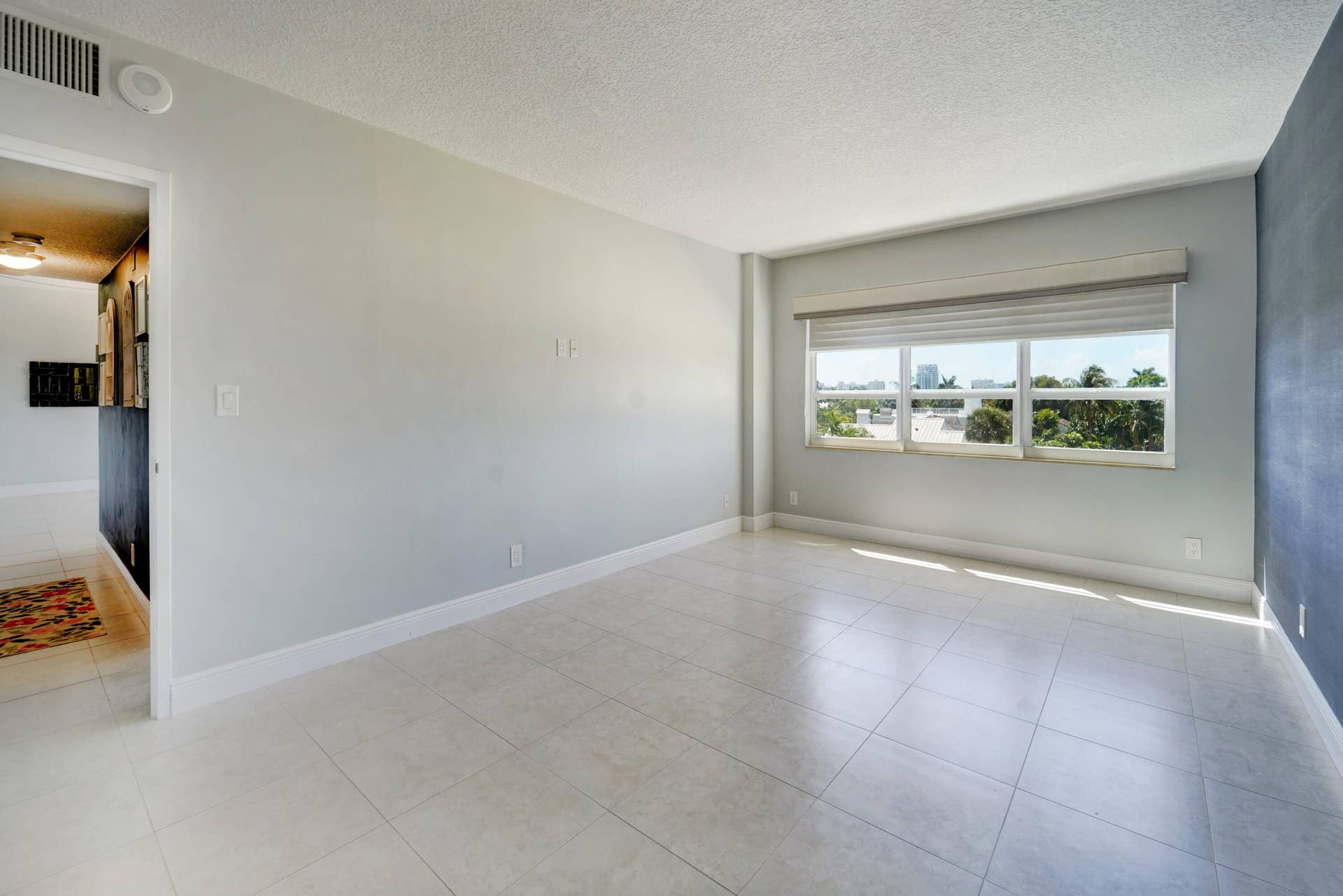 2500 E LAS OLAS Boulevard, #403, Fort Lauderdale, Fort Lauderdale, FL 33301 2500 E Las Olas Blvd Apt 403-print-020-0
