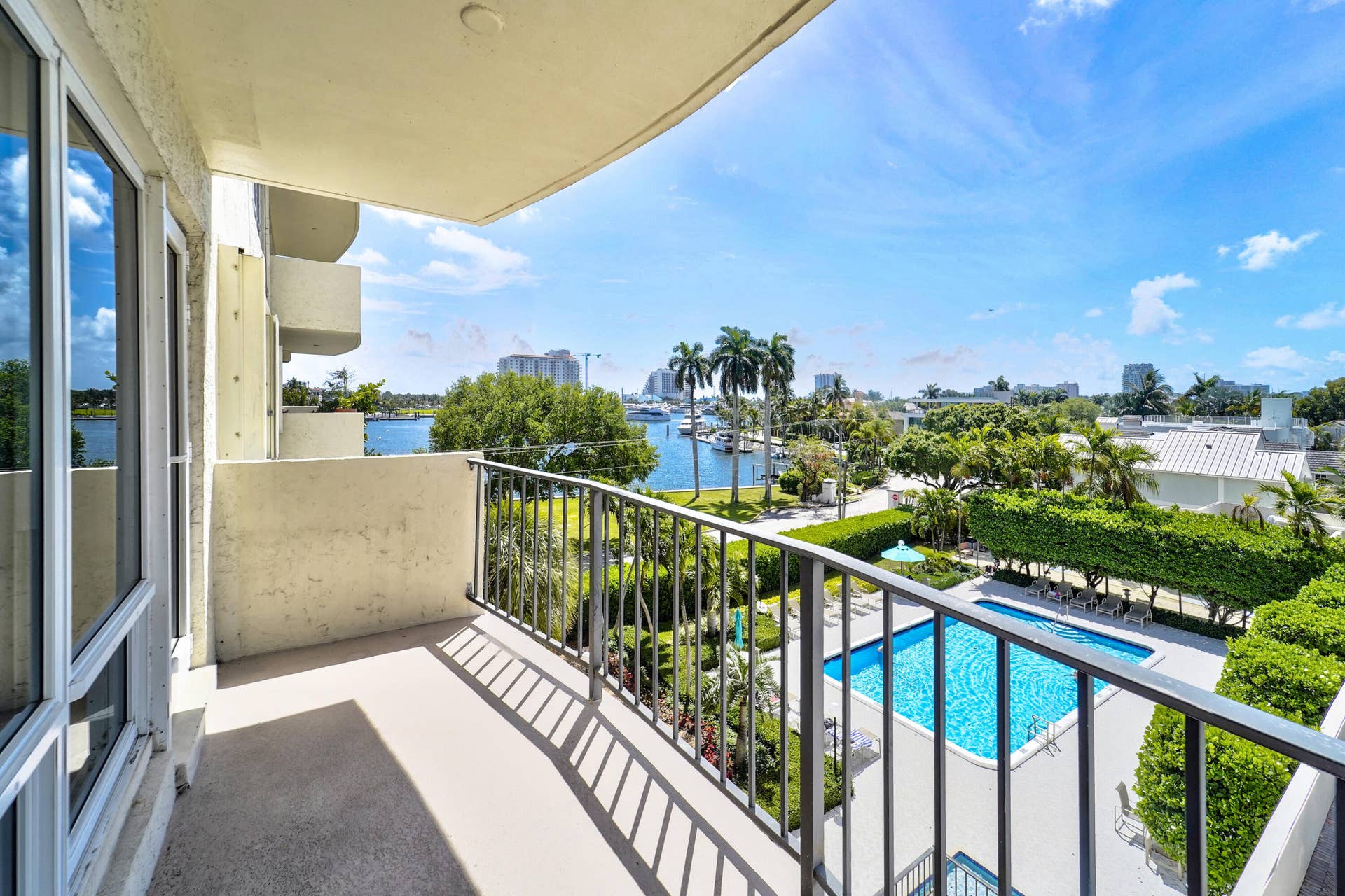 2500 E LAS OLAS Boulevard, #403, Fort Lauderdale, Fort Lauderdale, FL 33301 2500 E Las Olas Blvd Apt 403-print-027-0