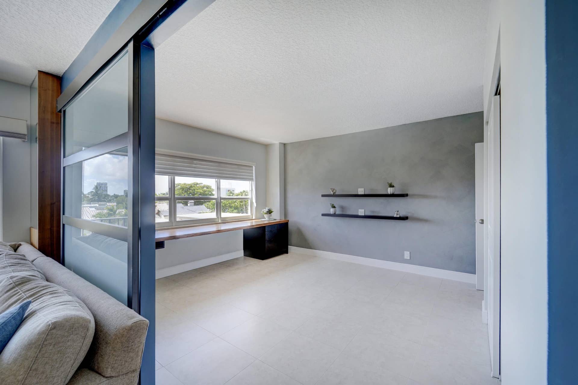 2500 E LAS OLAS Boulevard, #403, Fort Lauderdale, Fort Lauderdale, FL 33301 2500 E Las Olas Blvd Apt 403-print-005-0
