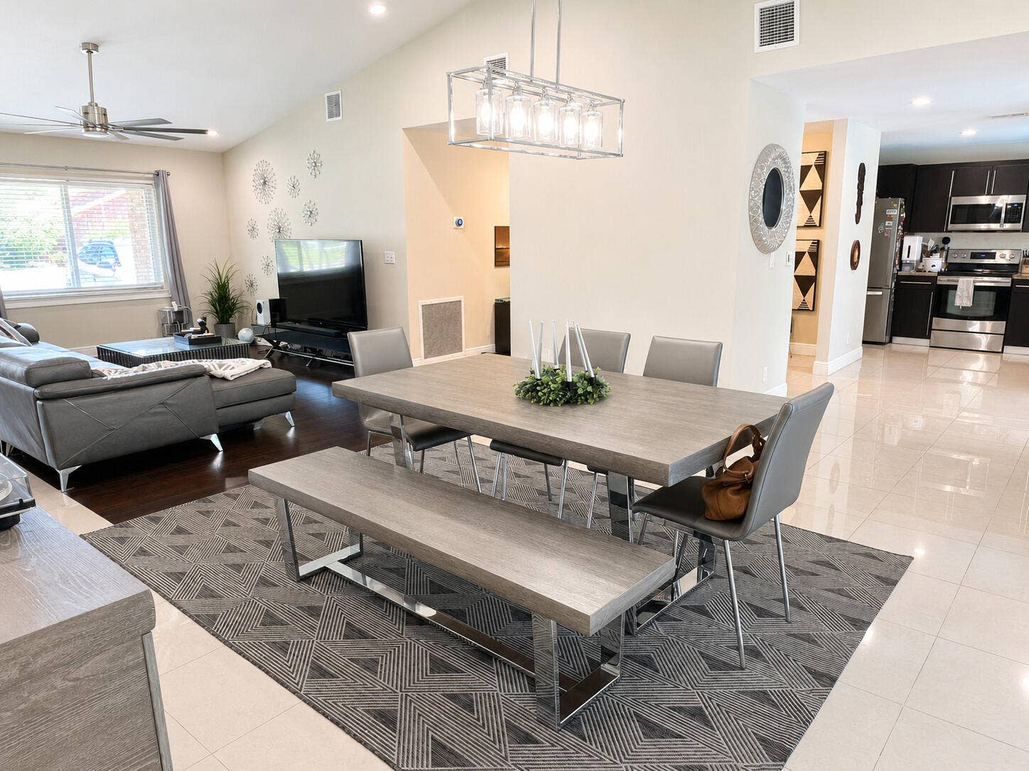 10601 NW 7TH Place, Coral Springs, FL 33071 dining room