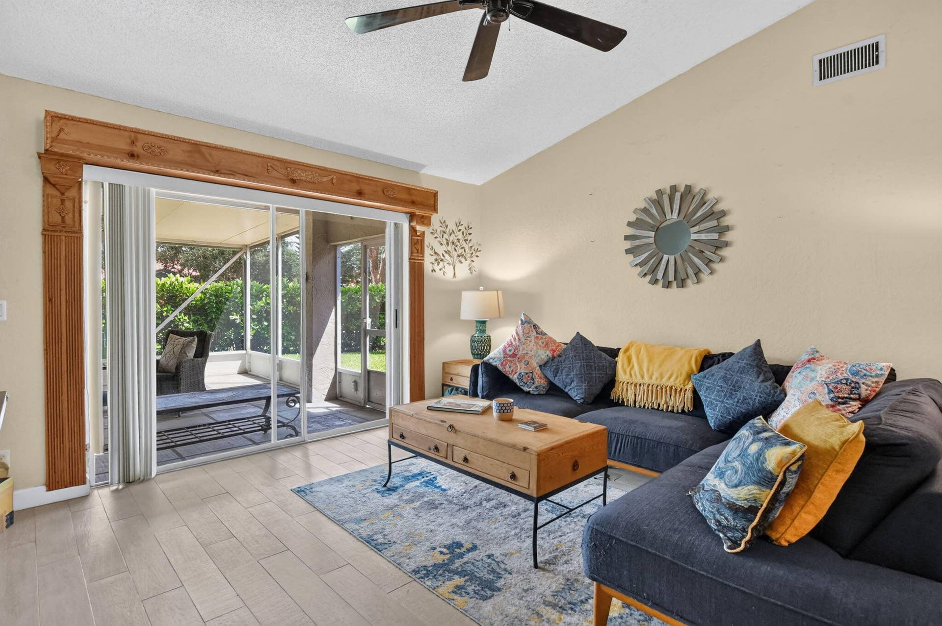 21-11241 Coral Reef Family Room
