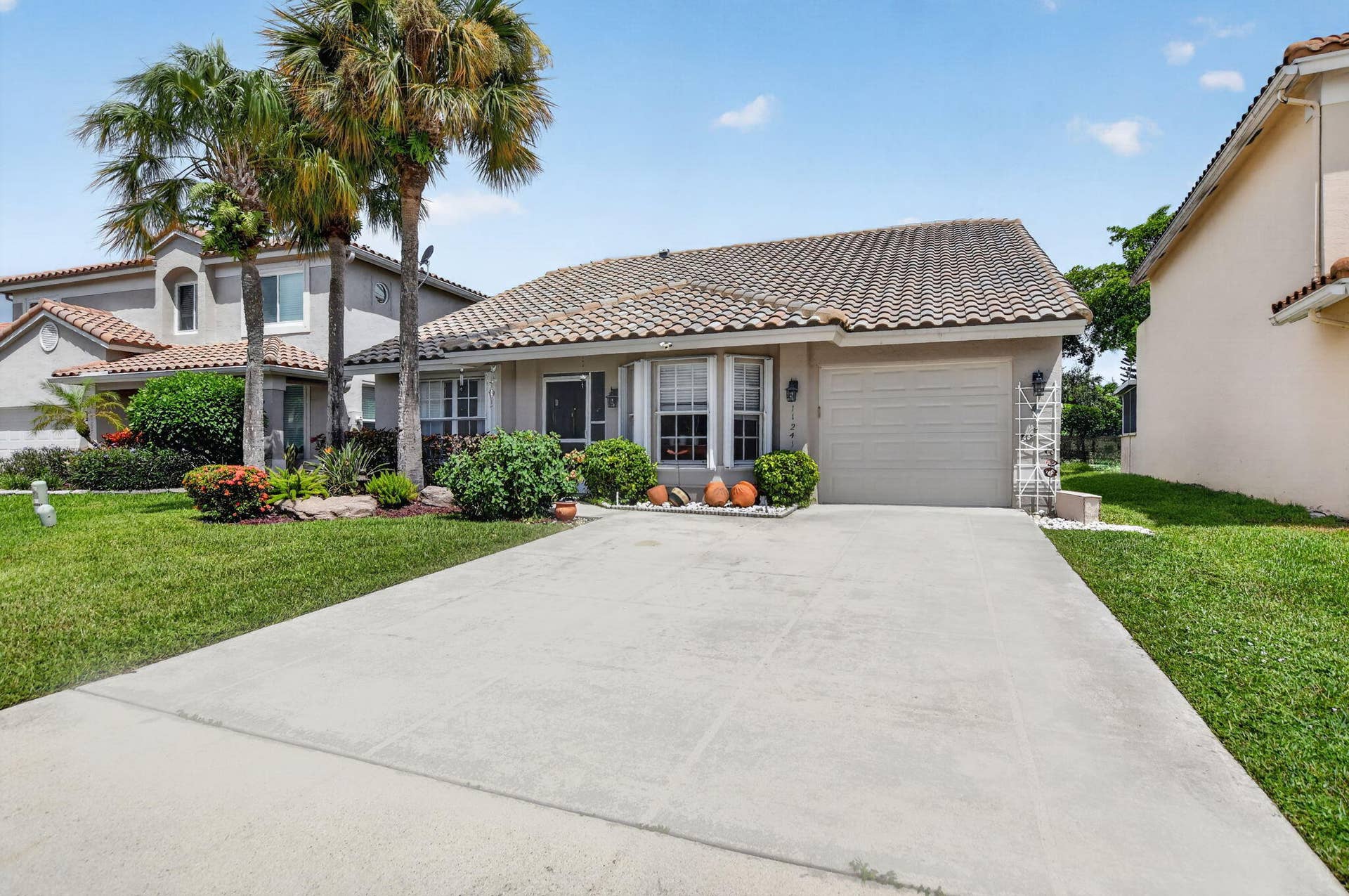 3-11241 Coral Reef Drive