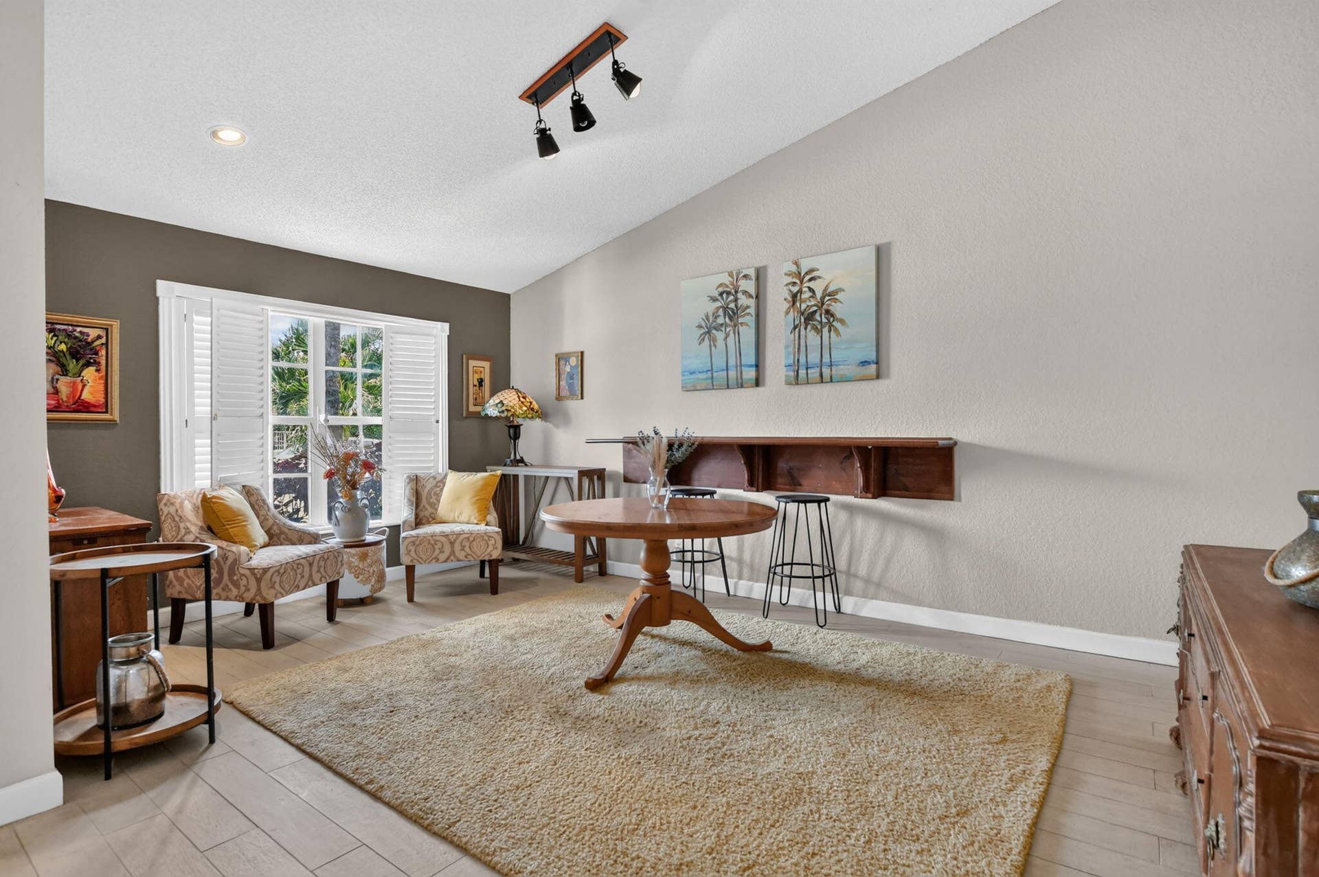 7- 11241 Coral Reef Formal Living Room:O