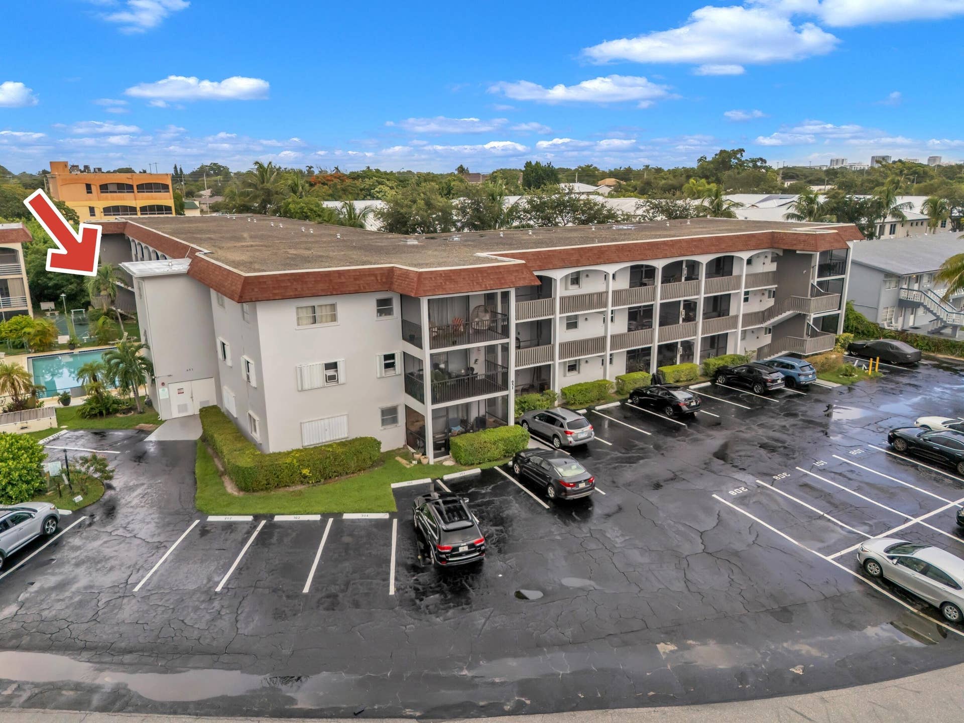 651 PINE Drive, #204, Pompano Beach, FL 33060 26_arrow 1