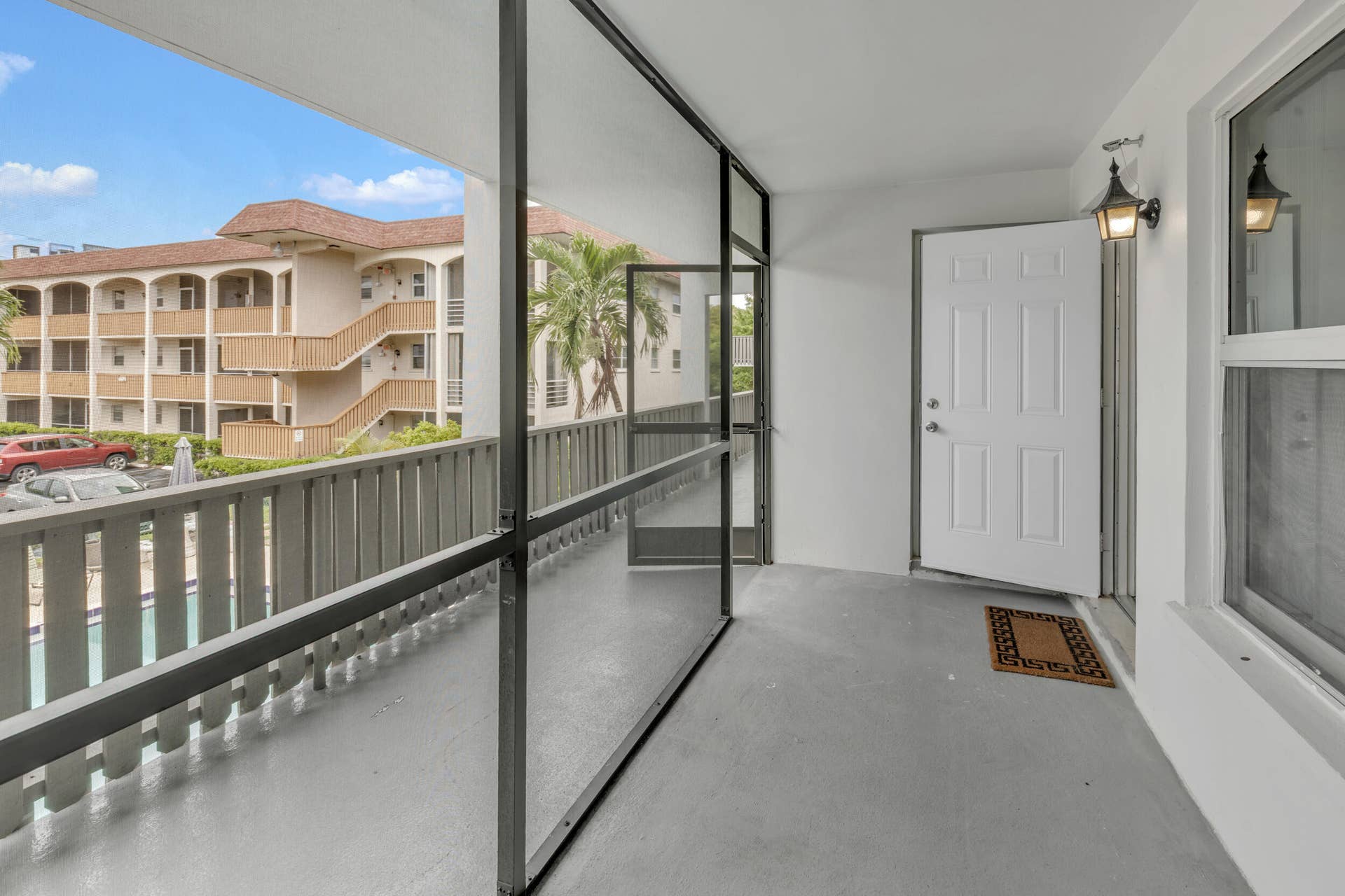 651 PINE Drive, #204, Pompano Beach, FL 33060 3_3j6a9602