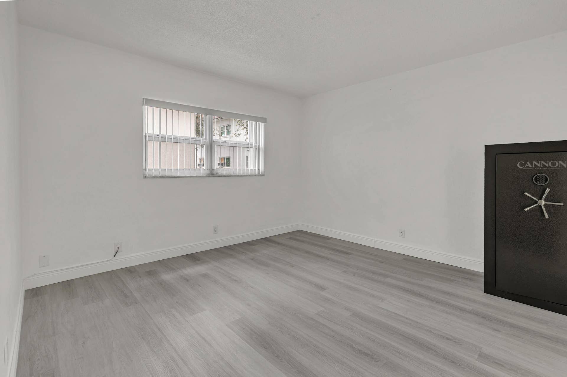 651 PINE Drive, #204, Pompano Beach, FL 33060 12_3j6a9608