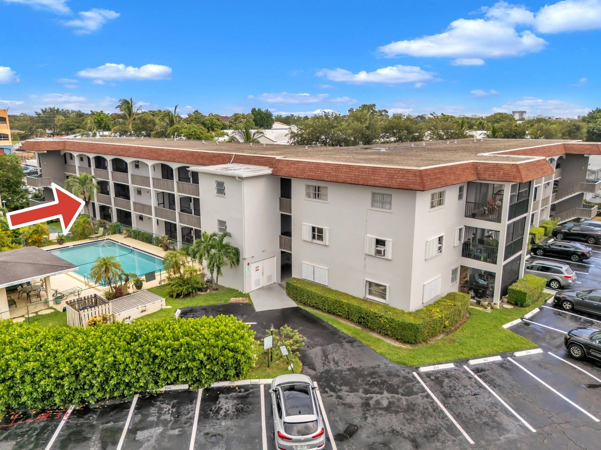 651 PINE Drive, #204, Pompano Beach, FL 33060 29_arrow 3