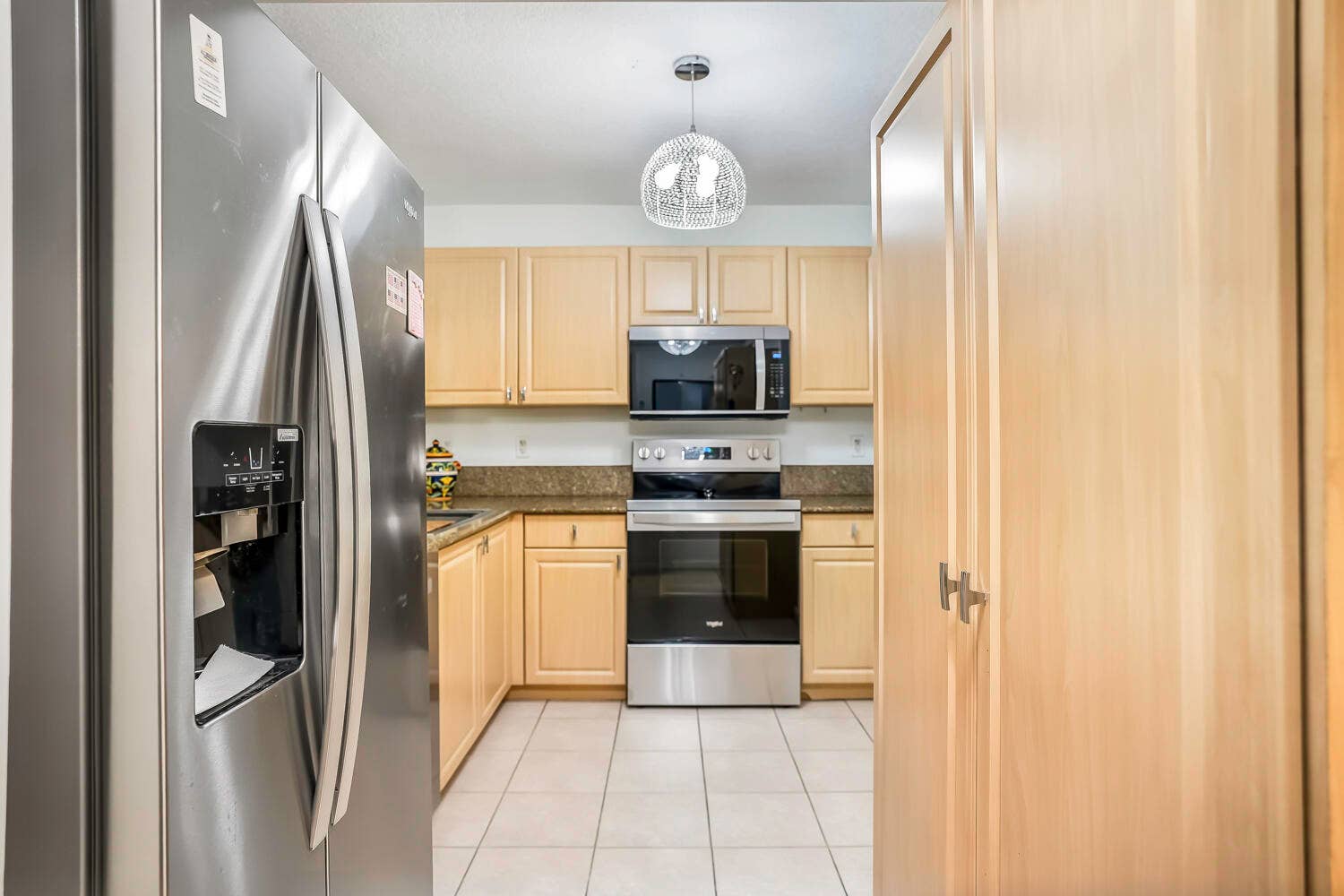 609 E SHERIDAN Street, #208, Dania Beach, FL 33004 DSC02423