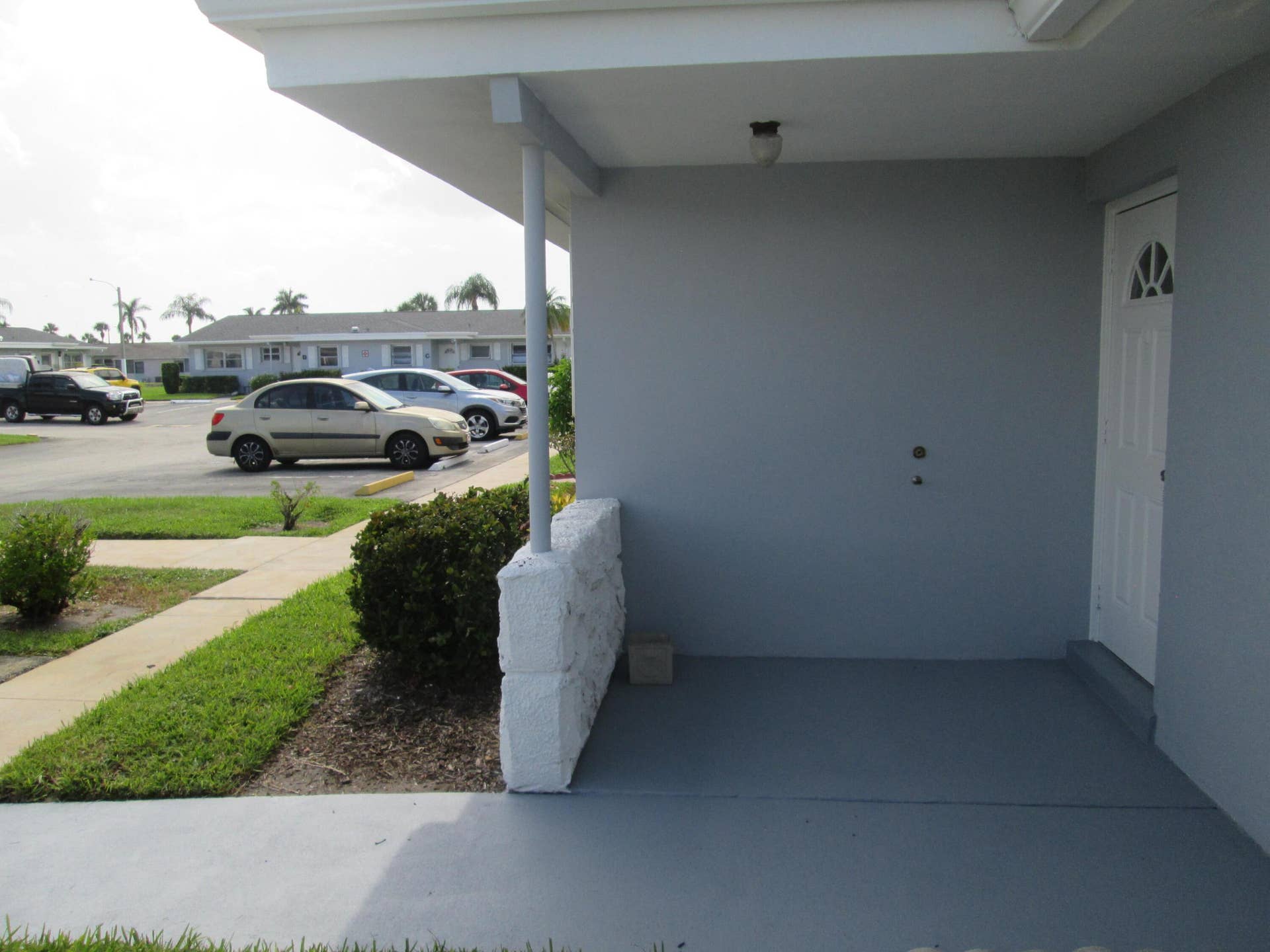 2611 W BARKLEY Drive W, #E, West Palm Beach, FL 33415 IMG_4929