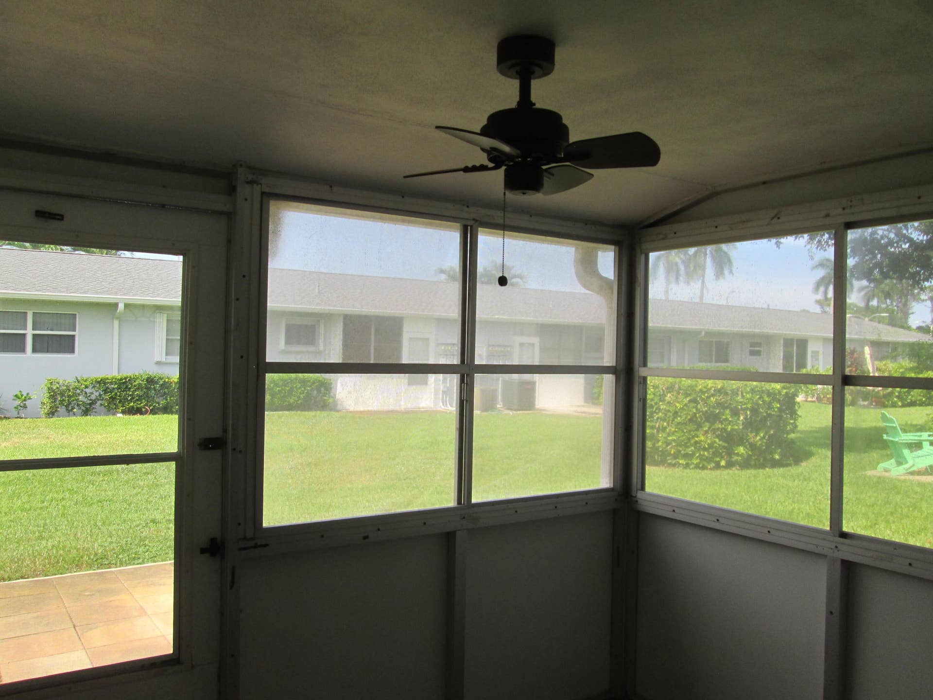 2611 W BARKLEY Drive W, #E, West Palm Beach, FL 33415 IMG_4946