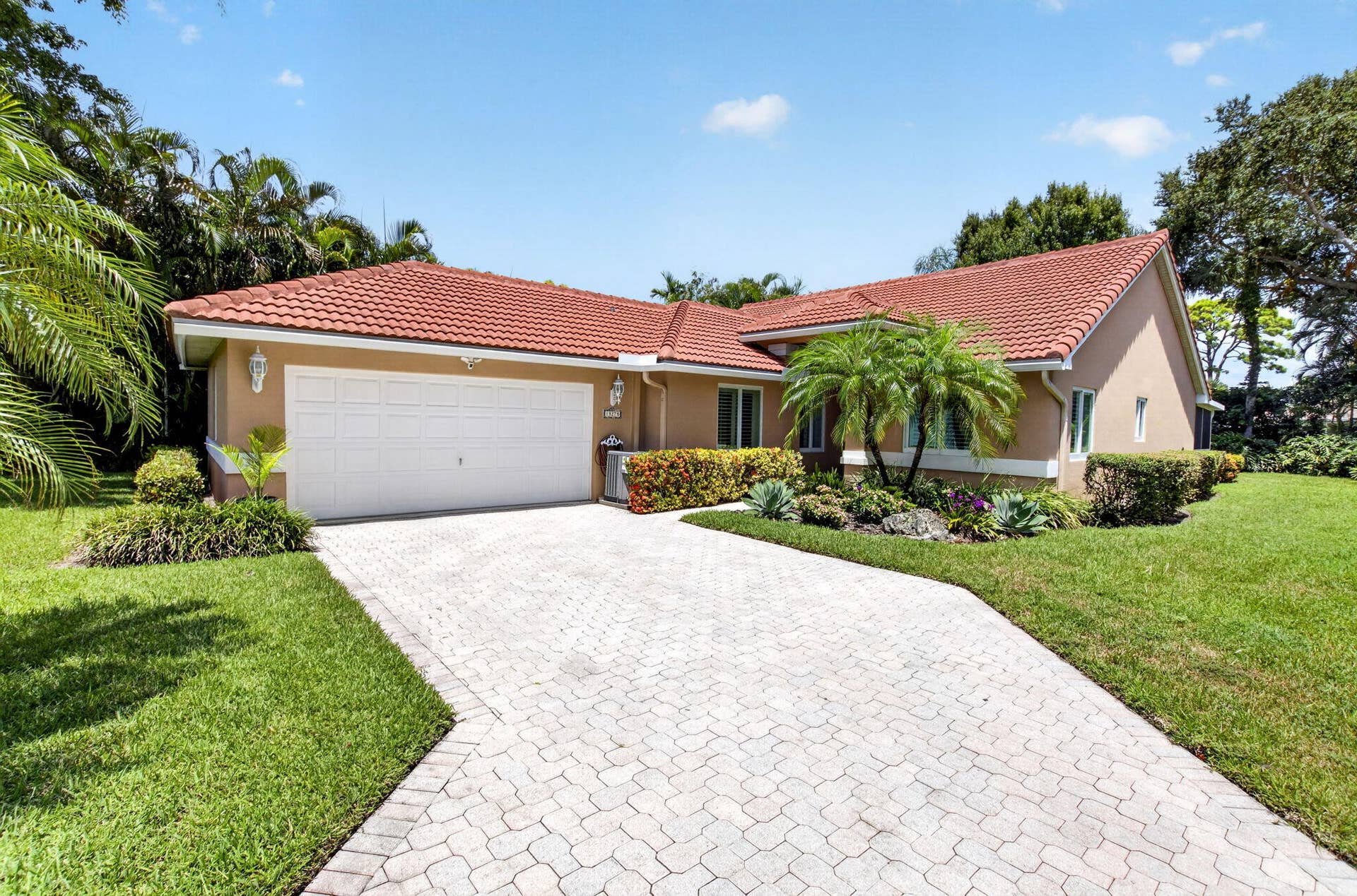 13275 ROYALE SABAL Court, Delray Beach, FL 33484 Front of home