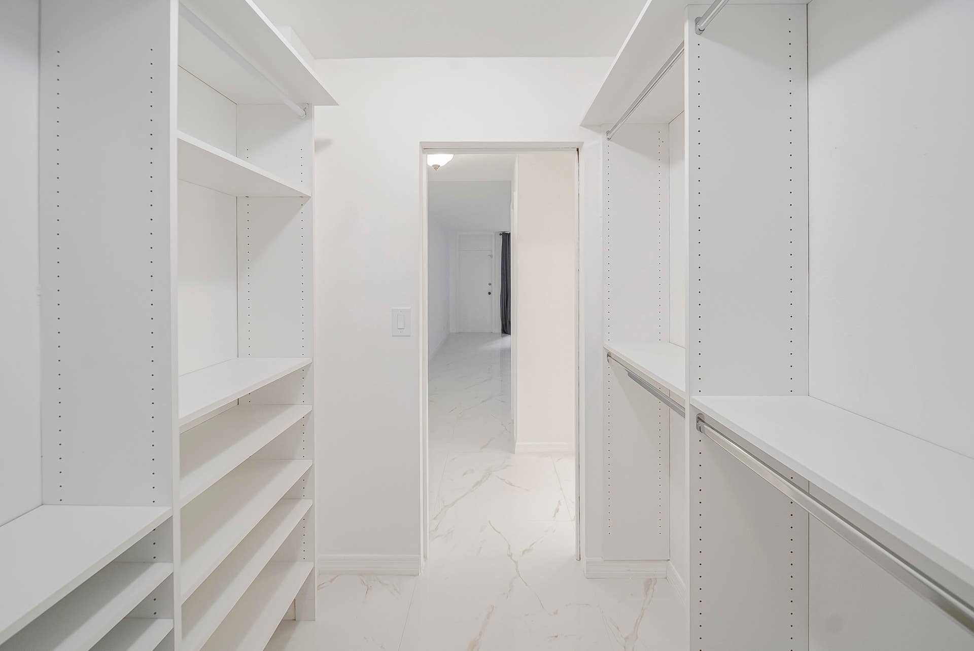 Master Walk In Closet