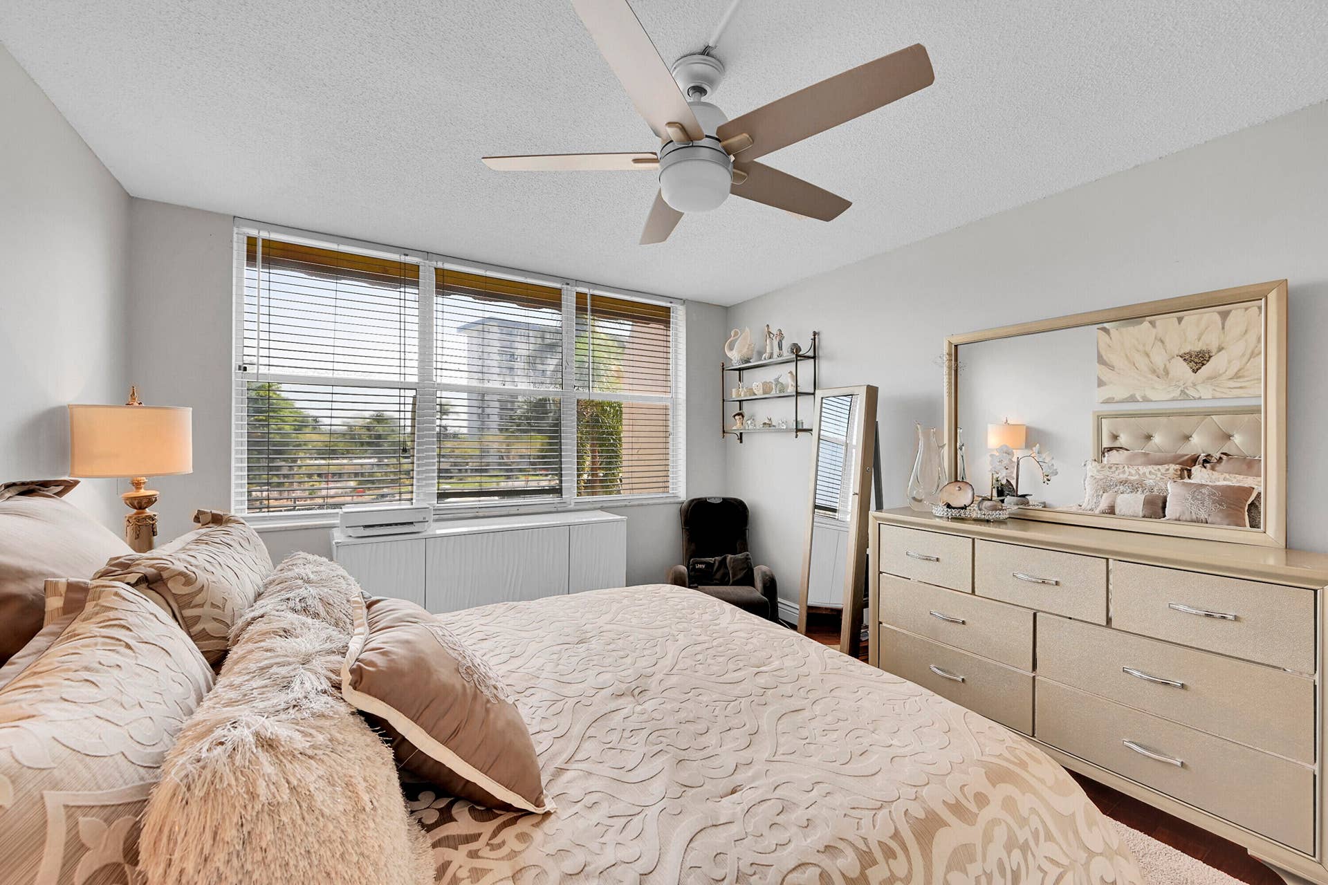777 S FEDERAL Highway, #C302, Pompano Beach, FL 33062 07_stl_0113