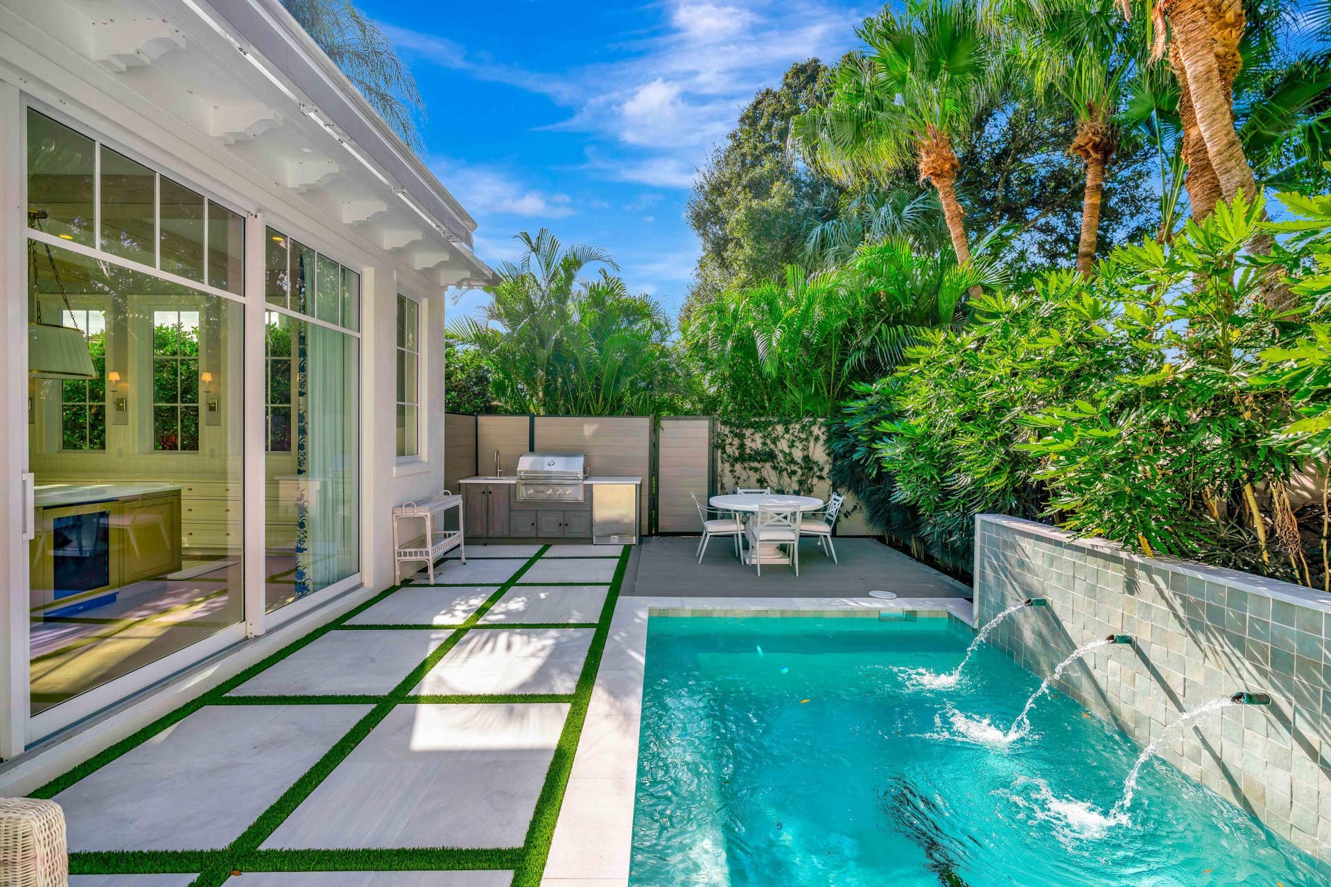 185 Birkdale Lane, Jupiter, Jupiter, FL 33458 Stumble Home from the Bar