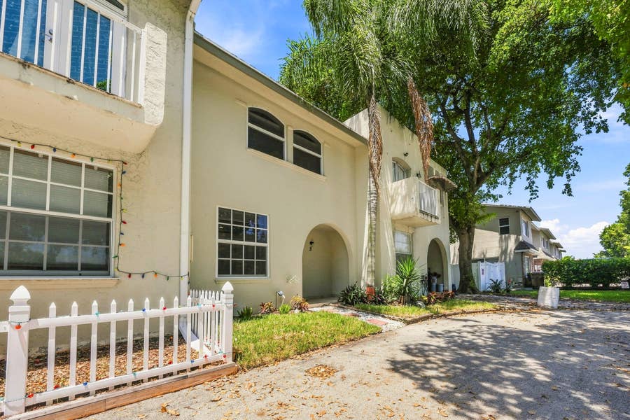 Property photo for 4161 NW 9TH Avenue, #5, Deerfield Beach, FL