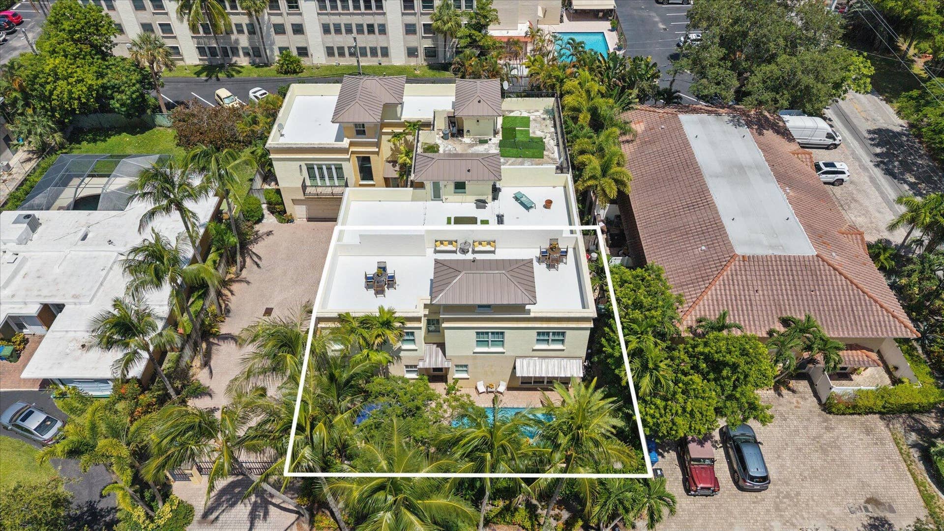 34-Bertanzetti-608 NE 11th Ave-34