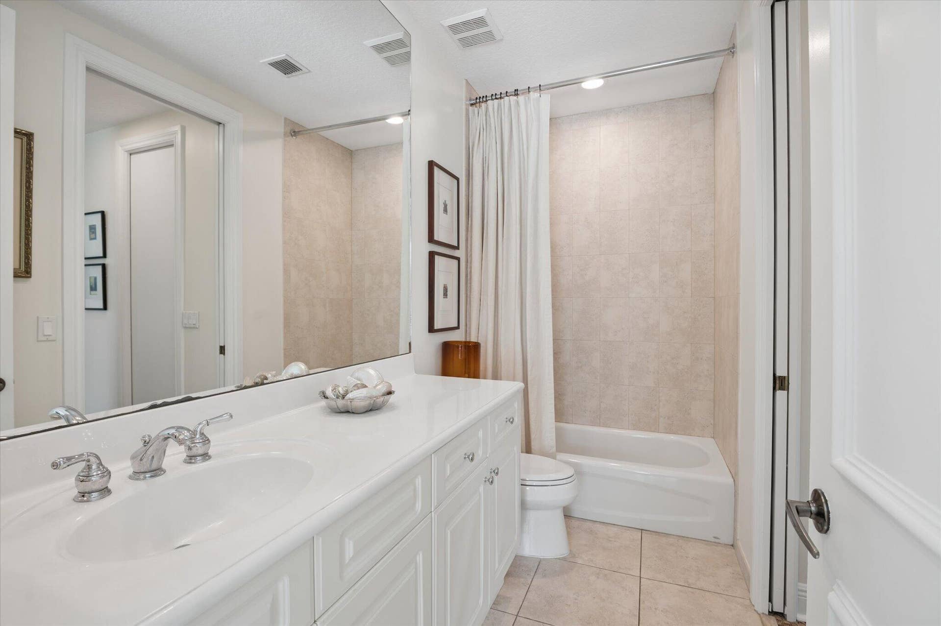 22-Bertanzetti-608 NE 11th Ave-22