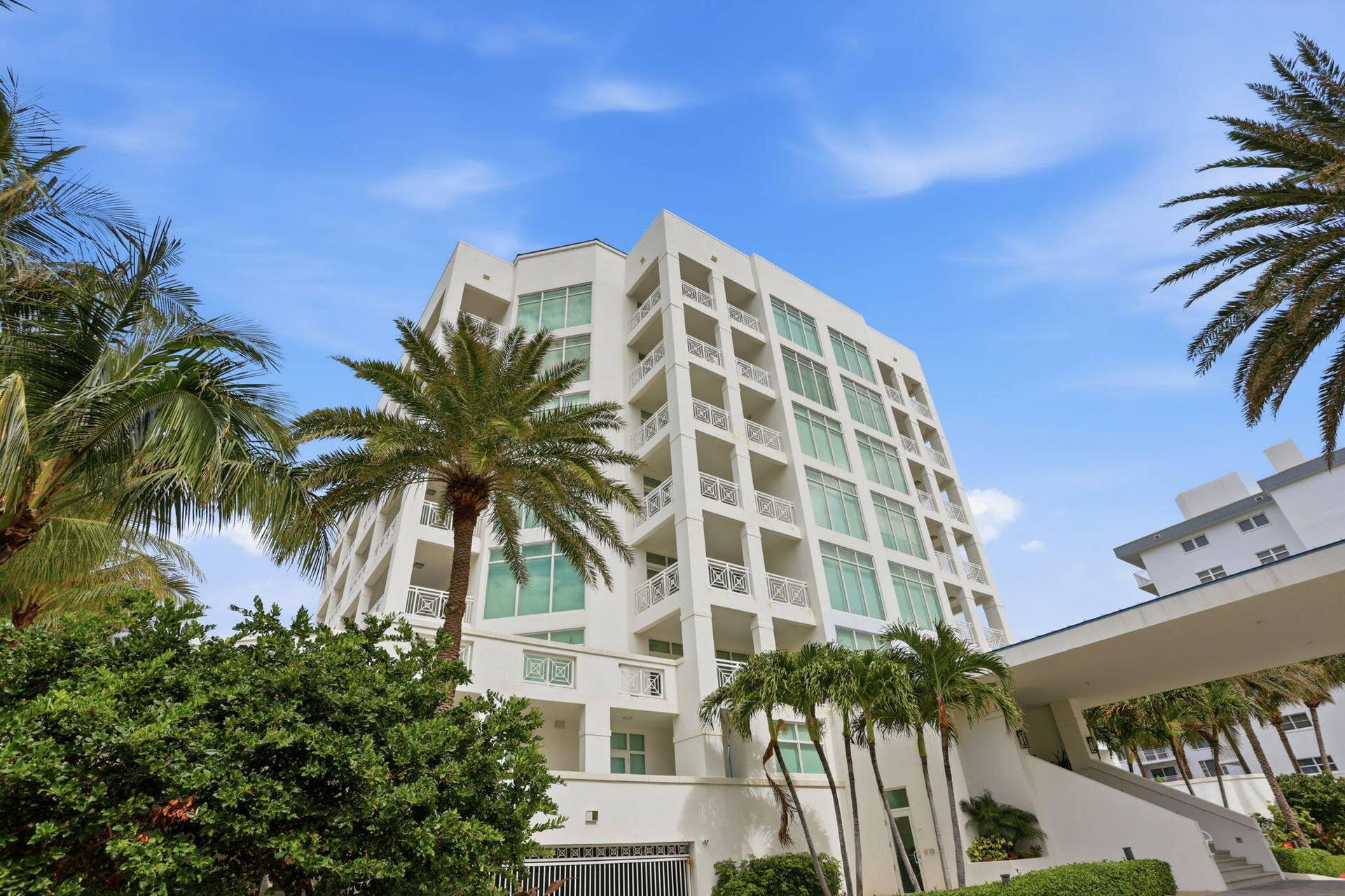 3200 S Ocean Boulevard, #302, Highland Beach, FL 33487 65-web-or-mls-0E2A7649