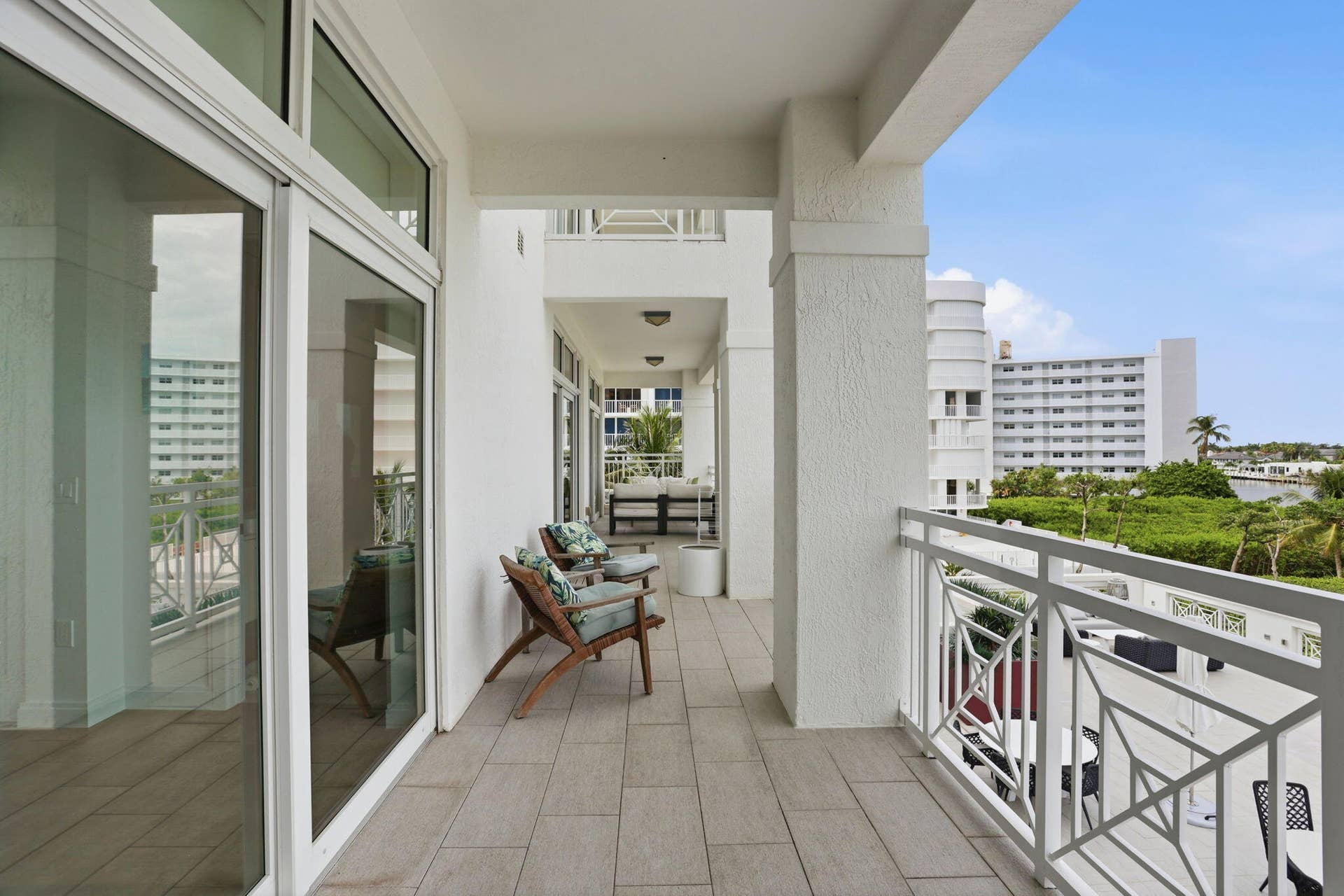 3200 S Ocean Boulevard, #302, Highland Beach, FL 33487 27-web-or-mls-0E2A7736
