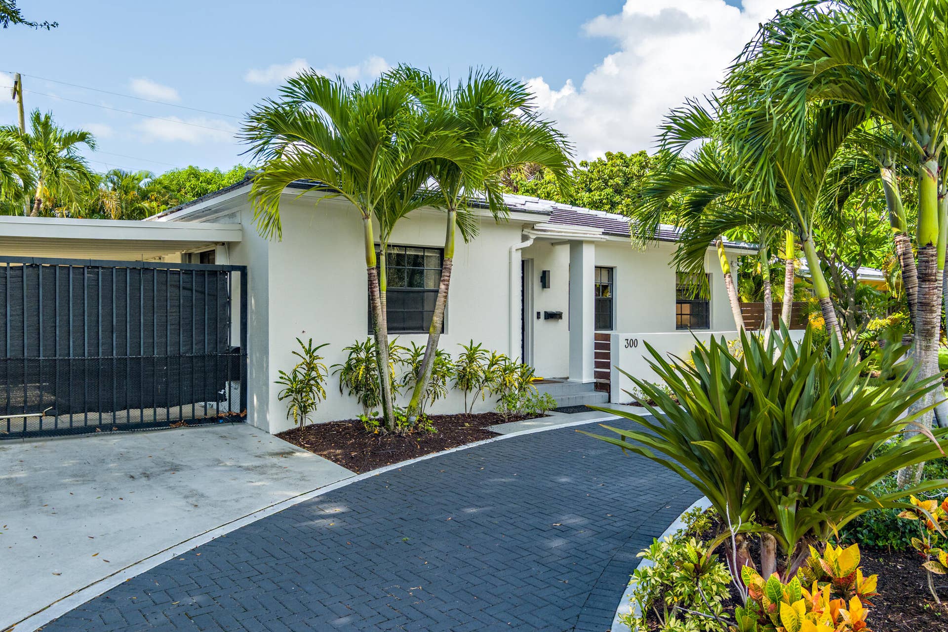 300 35th Street, West Palm Beach, FL 33407 low-27