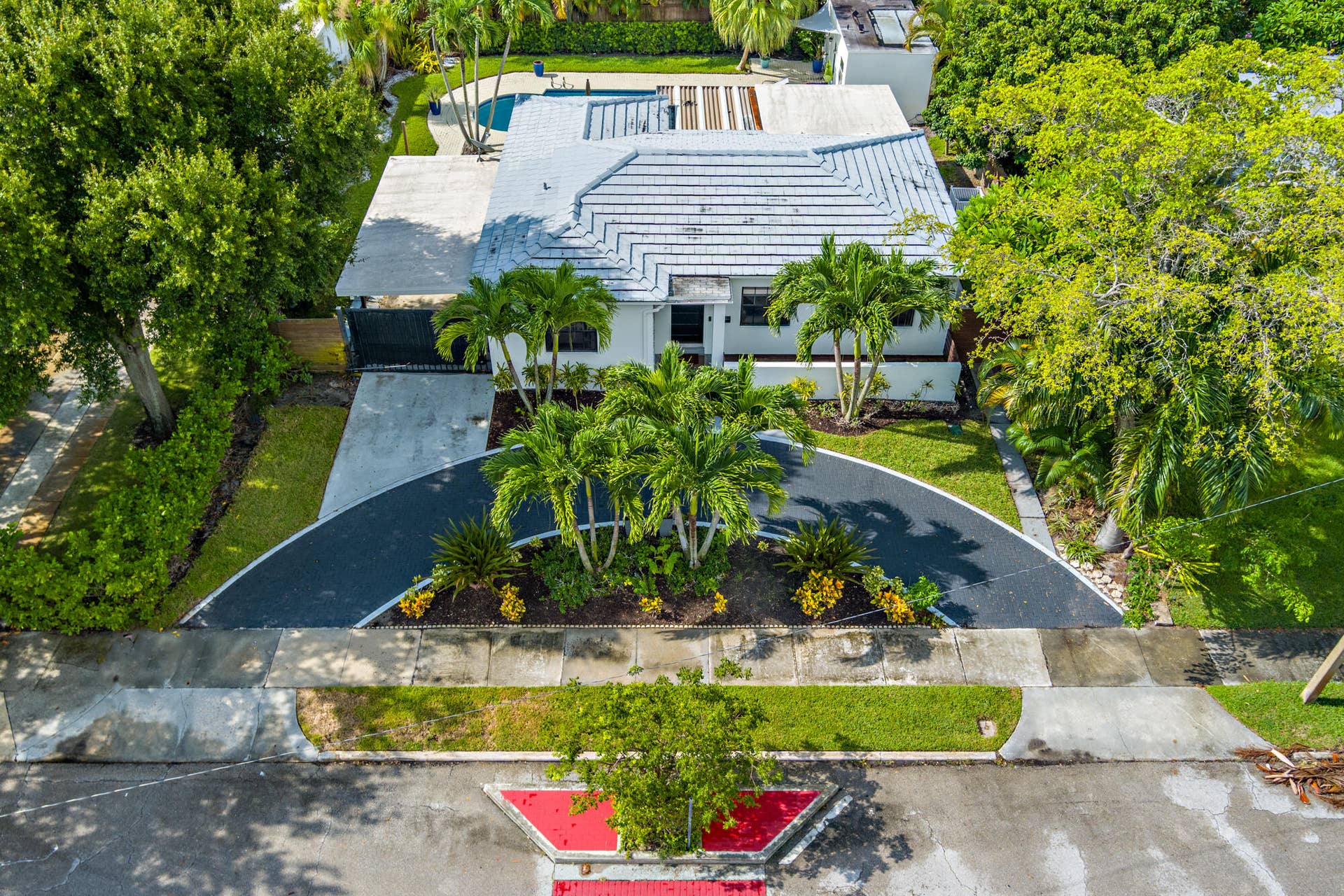 300 35th Street, West Palm Beach, FL 33407 low-28