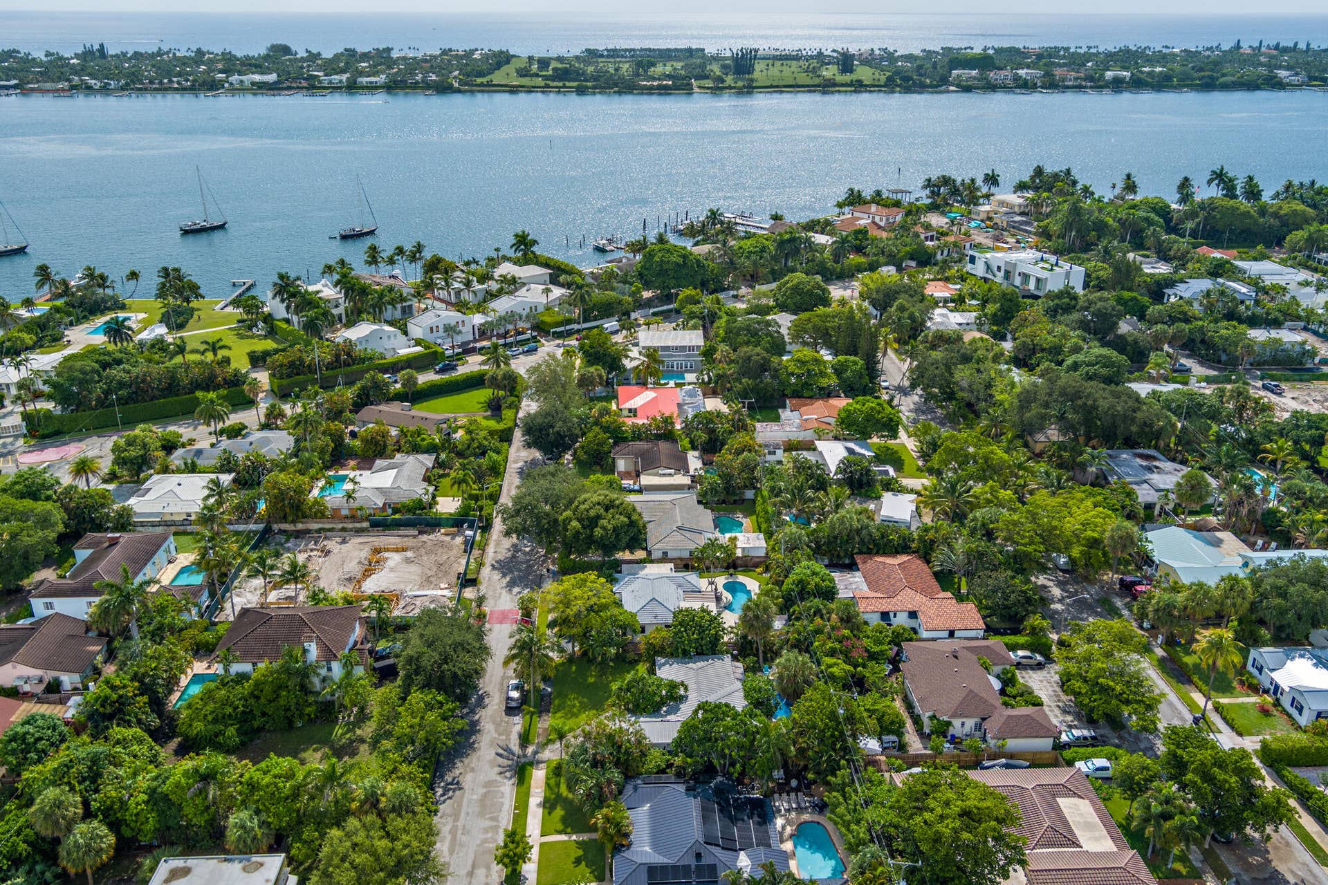 300 35th Street, West Palm Beach, FL 33407 low-33
