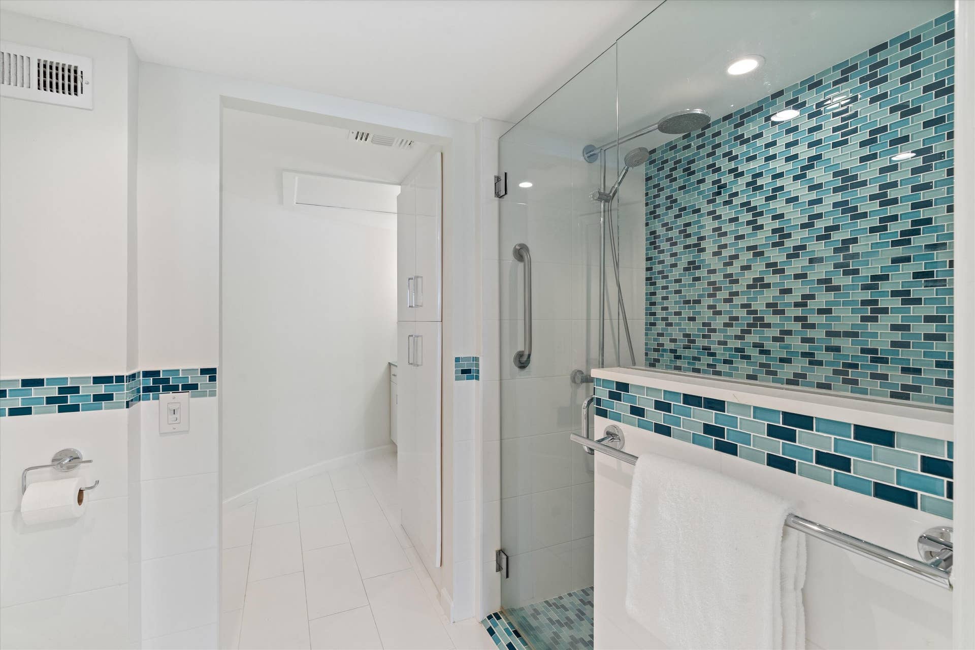 333 SUNSET Drive, #502, Fort Lauderdale, FL 33301 23-333 Sunset Drive Unit 502 Ft. Lauderd