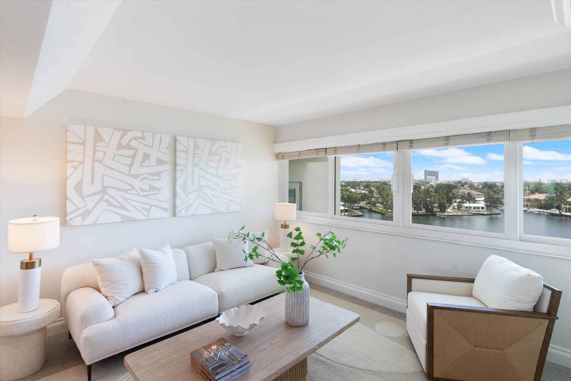 333 SUNSET Drive, #502, Fort Lauderdale, FL 33301 08-333 Sunset Drive Unit 502 Ft. Lauderd