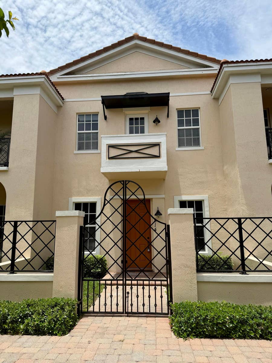 Property photo for 814 NW 82nd Place, Boca Raton, FL