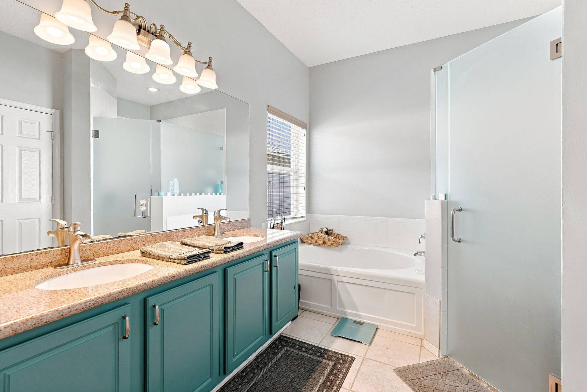 8680 GOLD CAY, West Palm Beach, FL 33411 28-web-or-mls-DSC05082