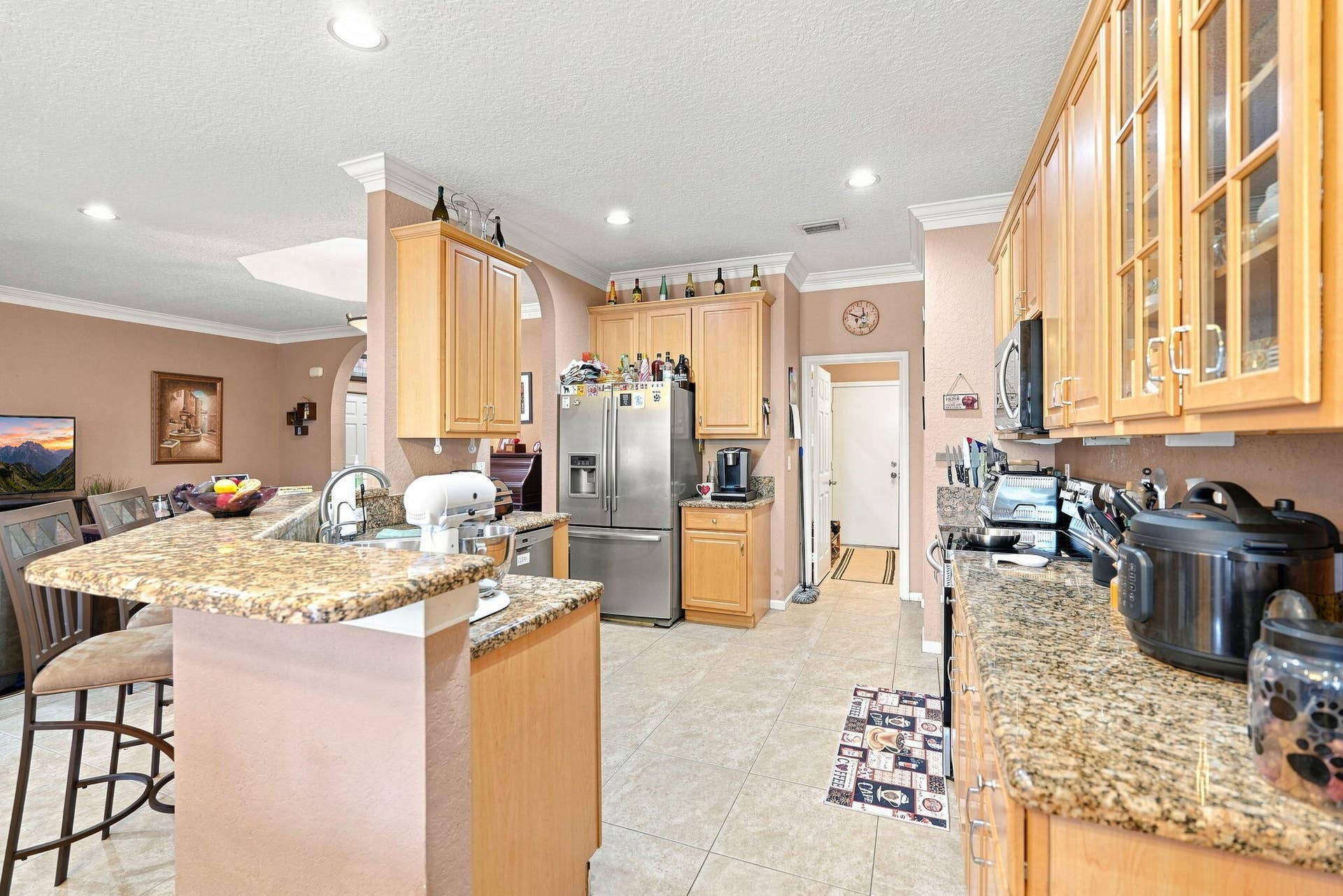 8680 GOLD CAY, West Palm Beach, FL 33411 17-web-or-mls-DSC05022_with_tv