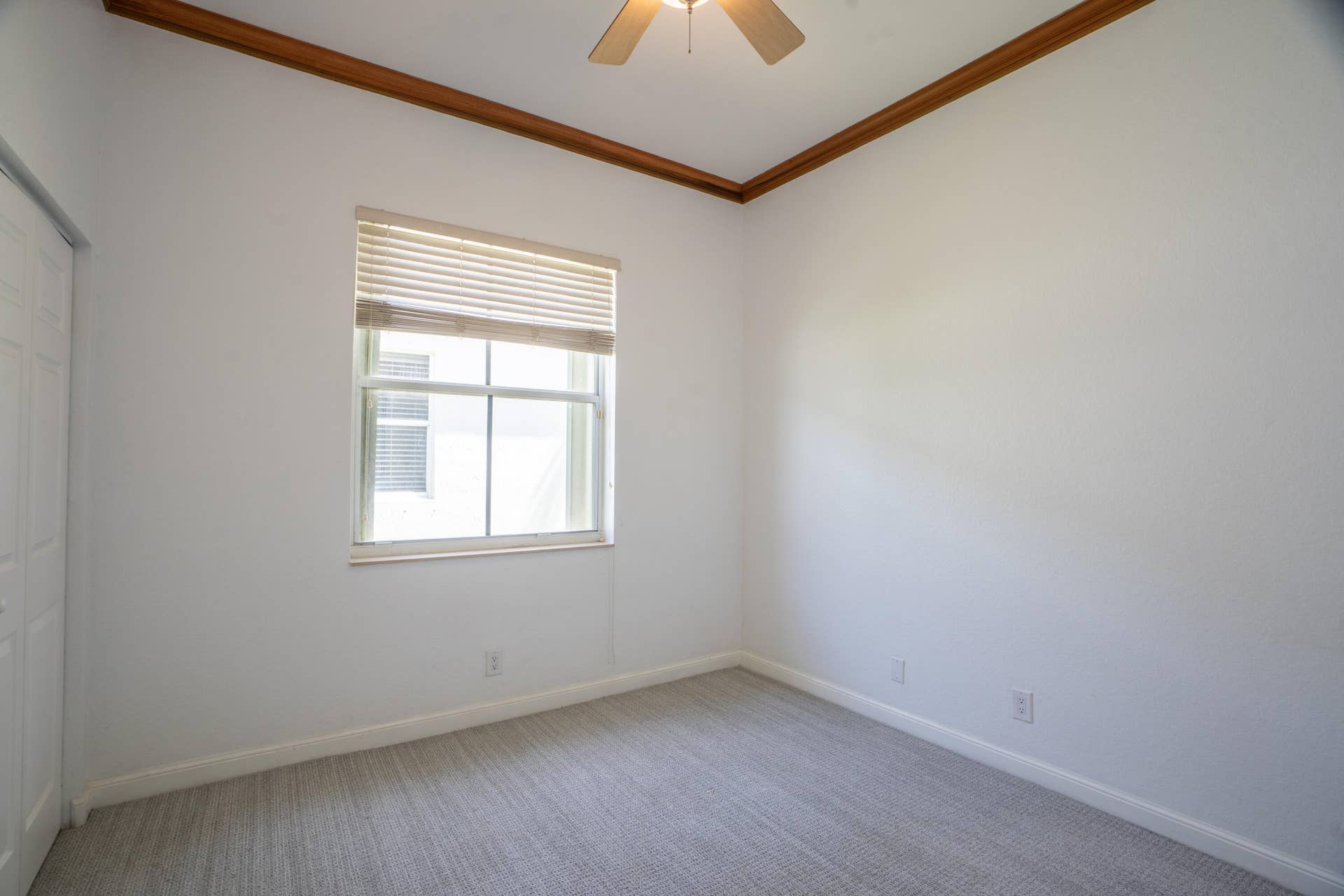 1002 Lavender Circle, Weston, FL 33327 _C010042