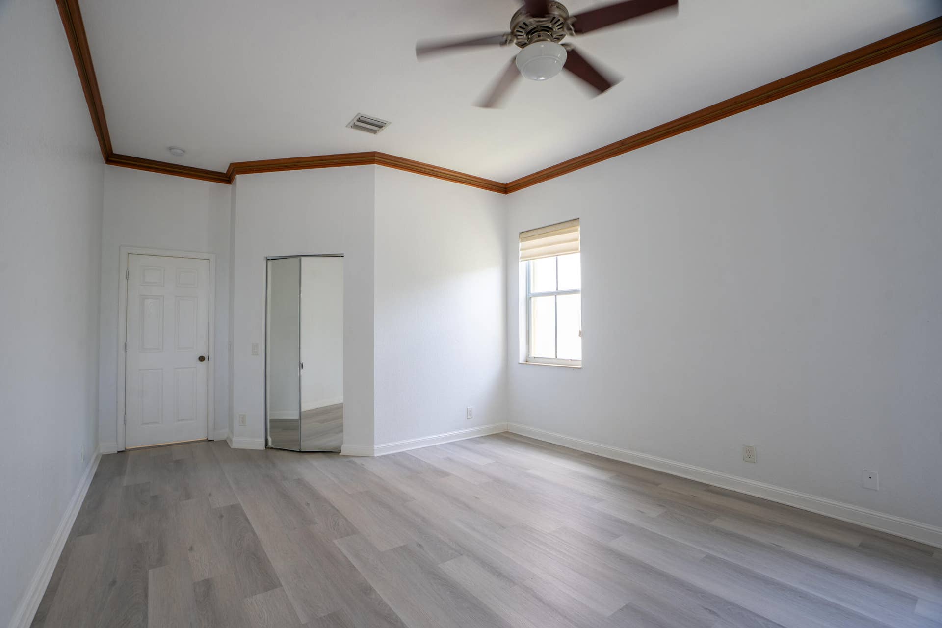 1002 Lavender Circle, Weston, FL 33327 _C010065