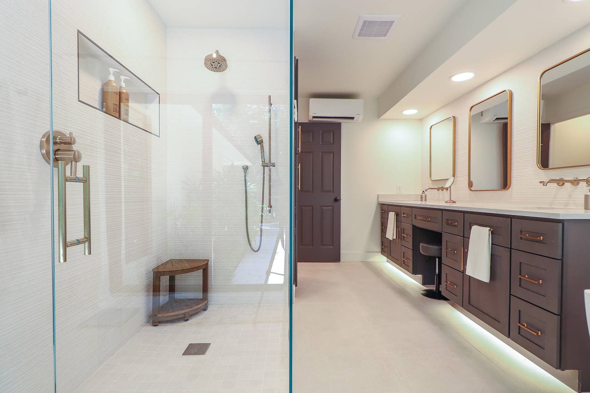 8166 150th Court N, Palm Beach Gardens, FL 33418 23-Master Bathroom