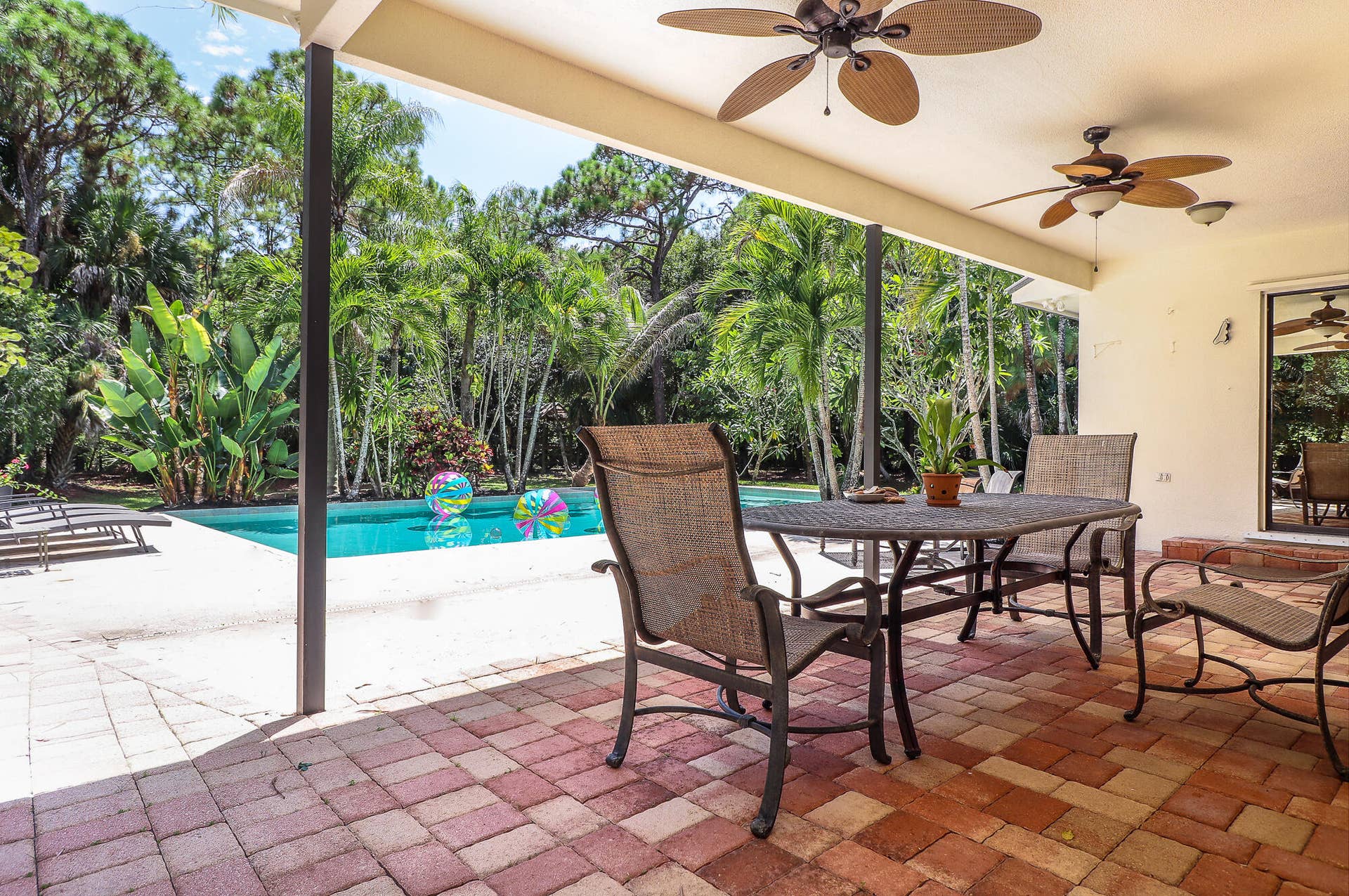 8166 150th Court N, Palm Beach Gardens, FL 33418 49-Porch