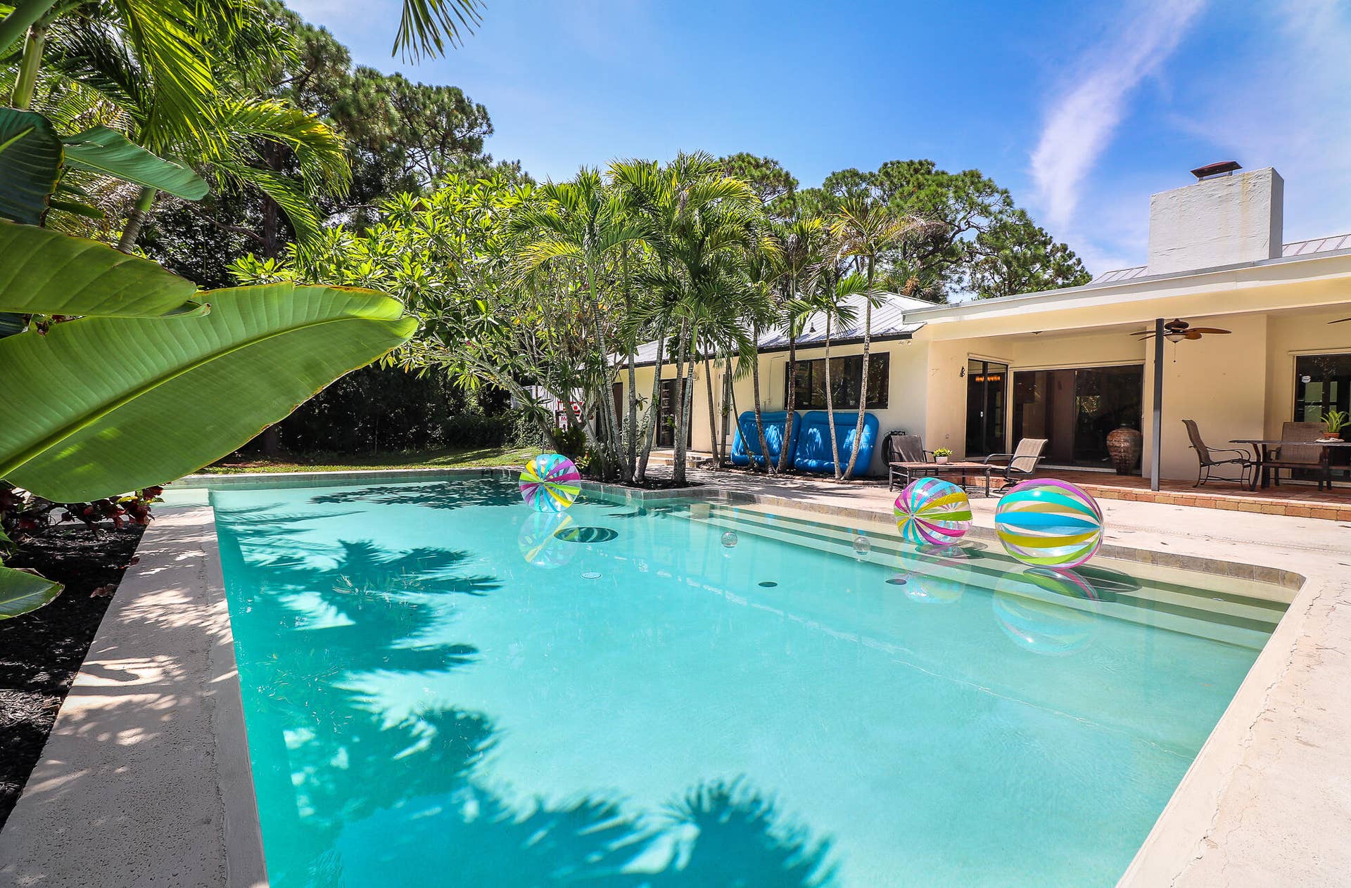 8166 150th Court N, Palm Beach Gardens, FL 33418 40-Pool