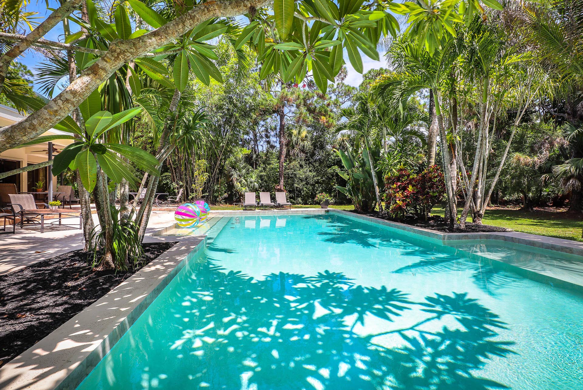 8166 150th Court N, Palm Beach Gardens, FL 33418 41-Pool