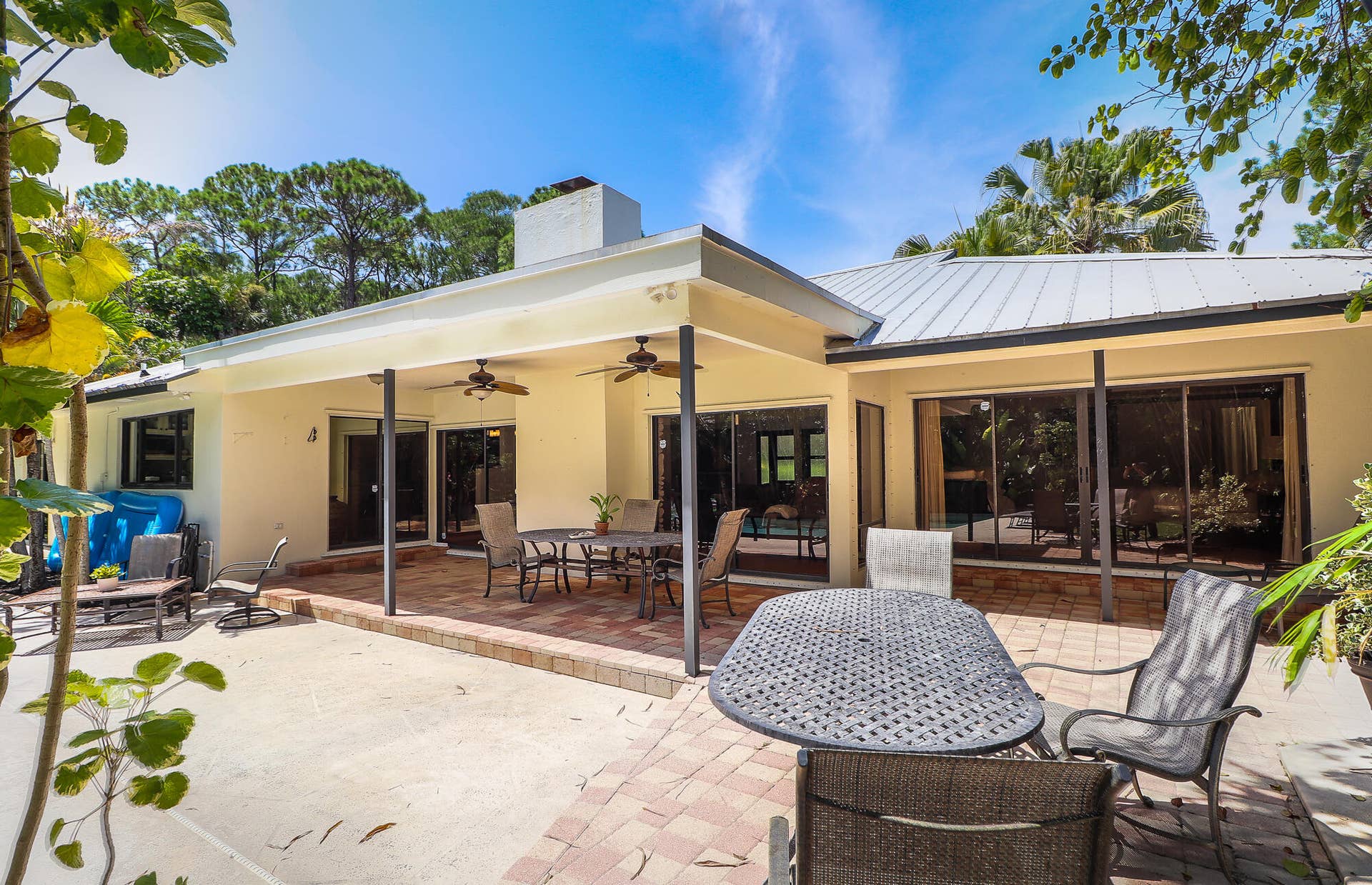 8166 150th Court N, Palm Beach Gardens, FL 33418 50-Patio