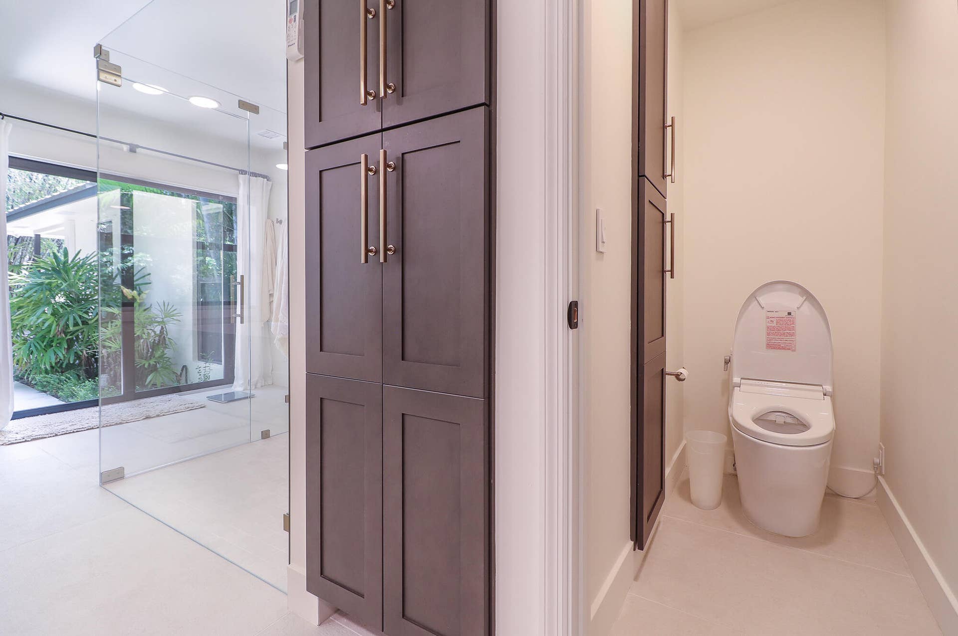 8166 150th Court N, Palm Beach Gardens, FL 33418 25-Master Bathroom
